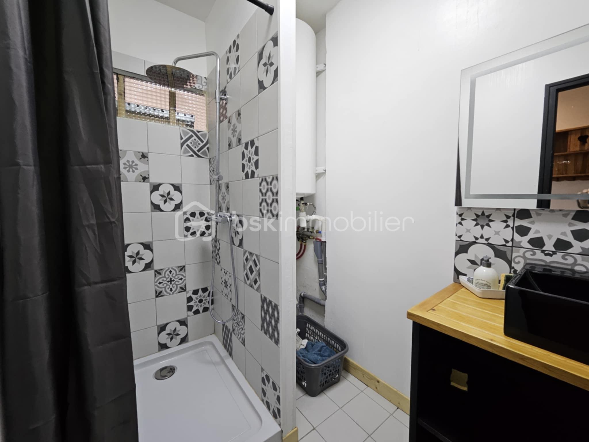 Appartement de 60 m² - Messenger_creation_13E558CF-CC58-4293-983C-DFE0B4DA3E89.jpeg