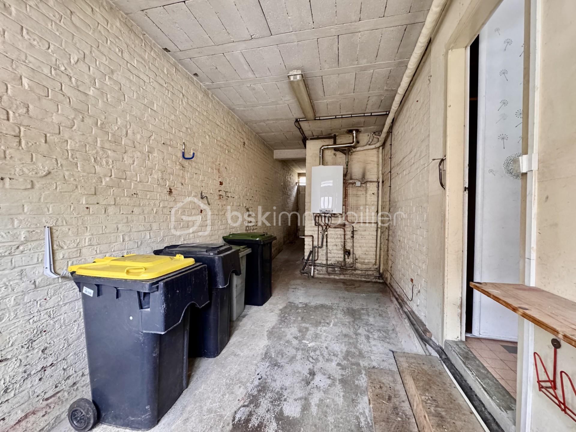 9e7cc0b4-f409-476b-bd5c-89adcca2bd62.jpg