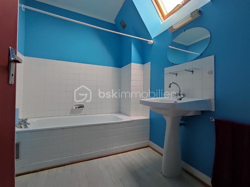 Maison de 140 m² - 1753442364189.jpg