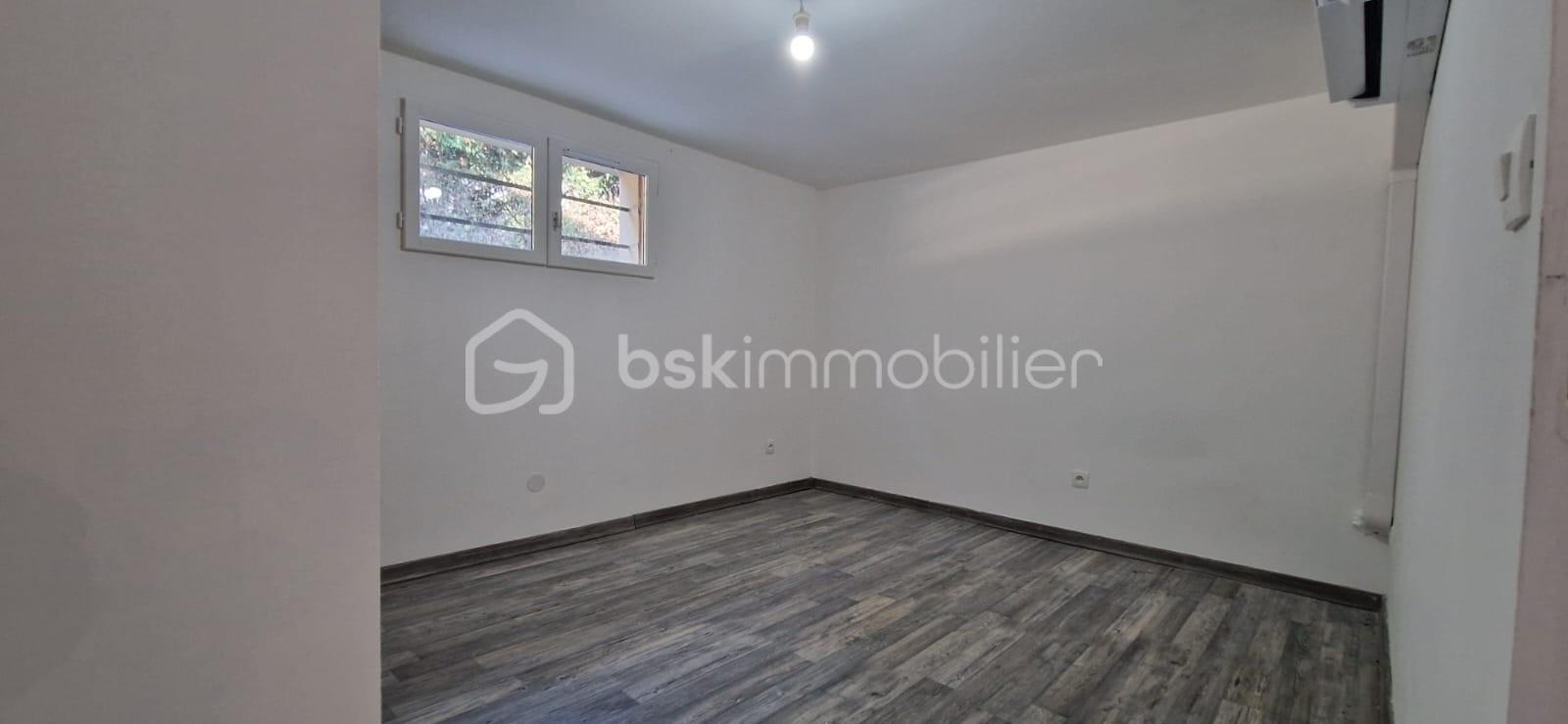 CHAMBRE 1 EN BAS.jpeg