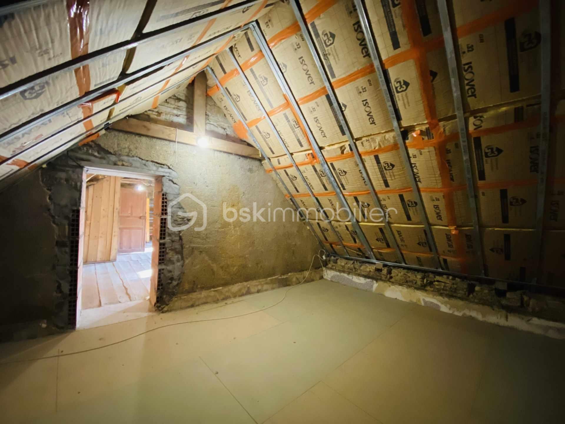 Maison en pierre de 1 638 m² - 23.jpg