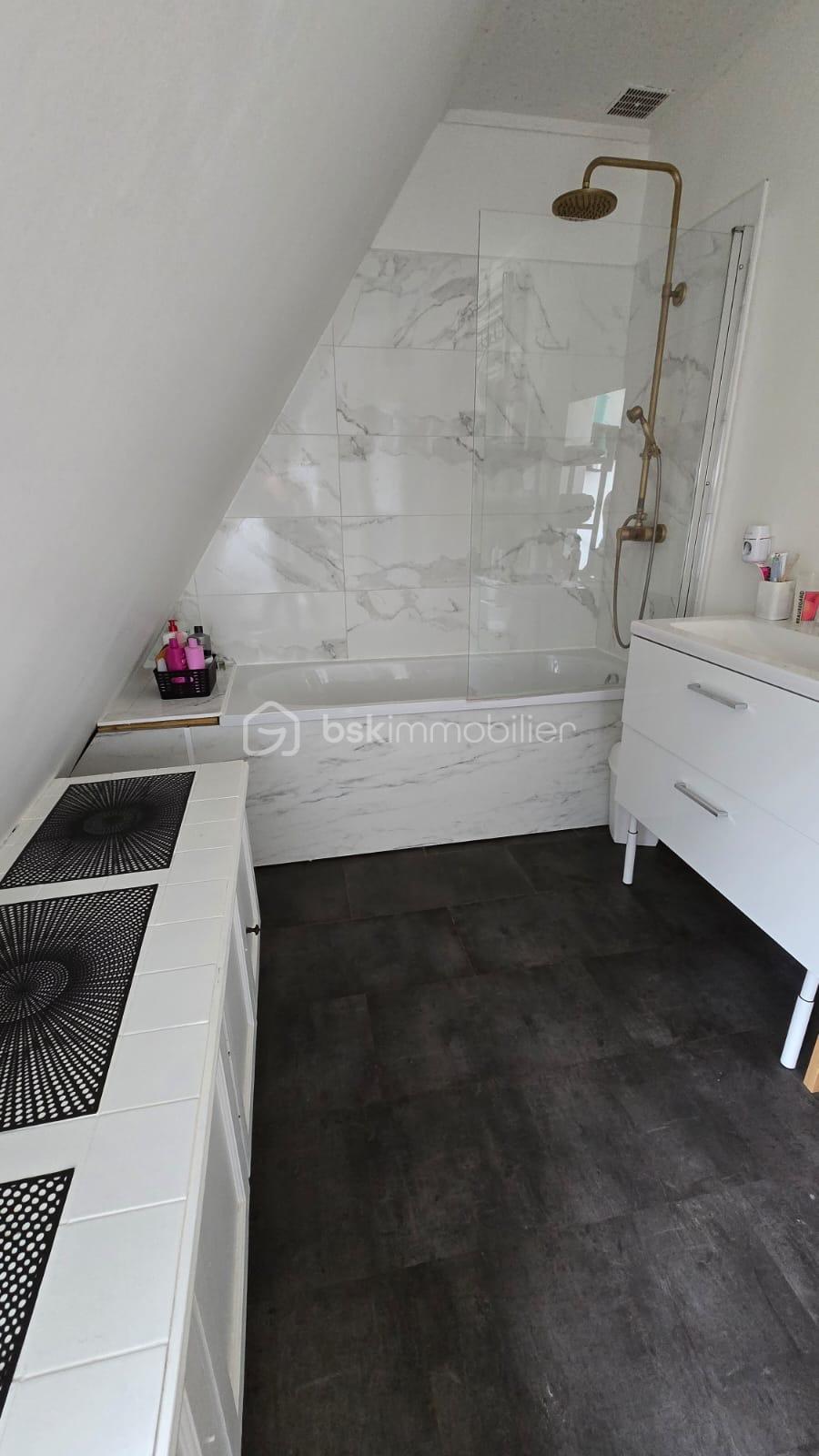 Maison de 130,33 m² - c5e1ca86-bc8a-4bb2-9950-17efdcf738f2.jpeg