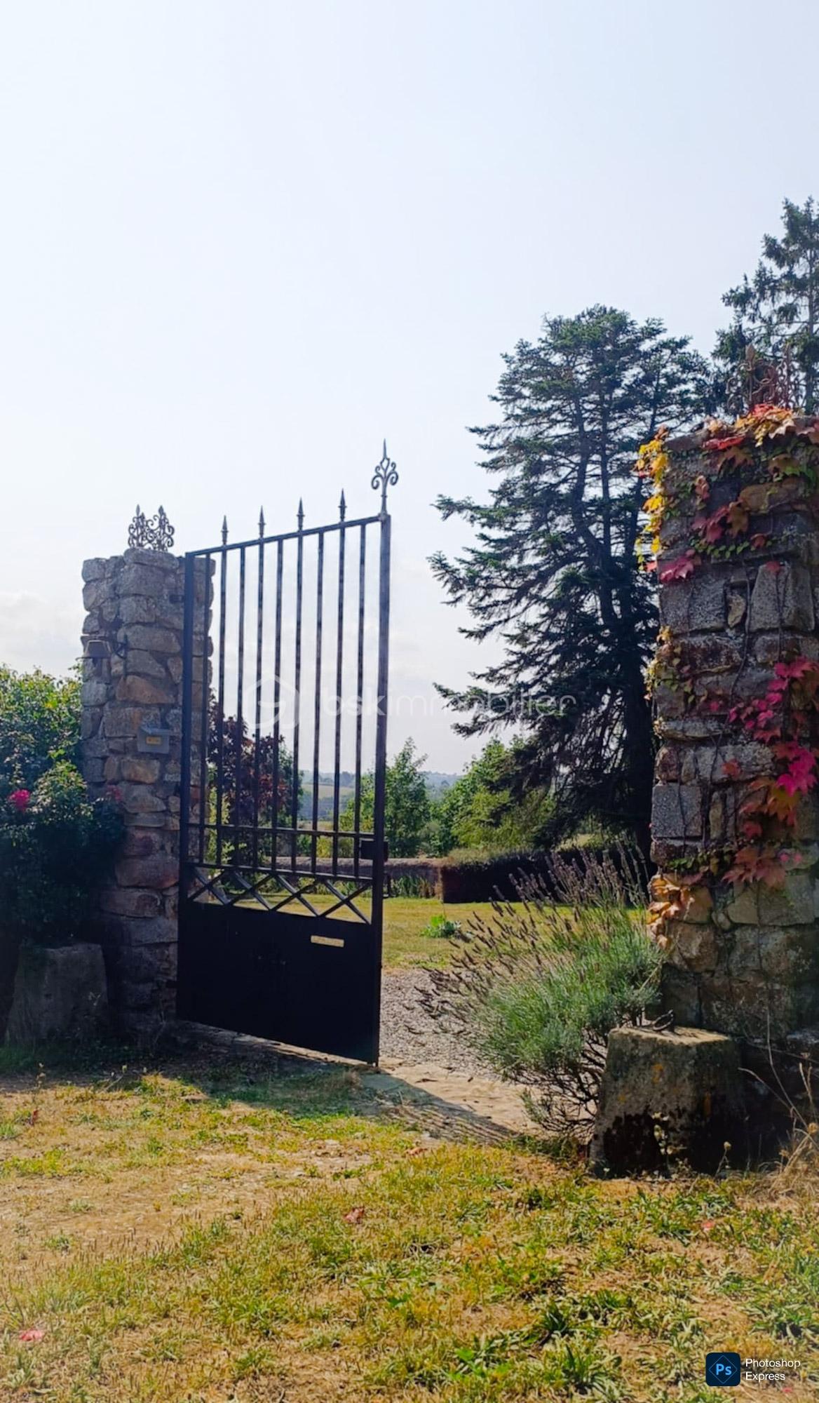Domaine de 295 m² - C15.jpg