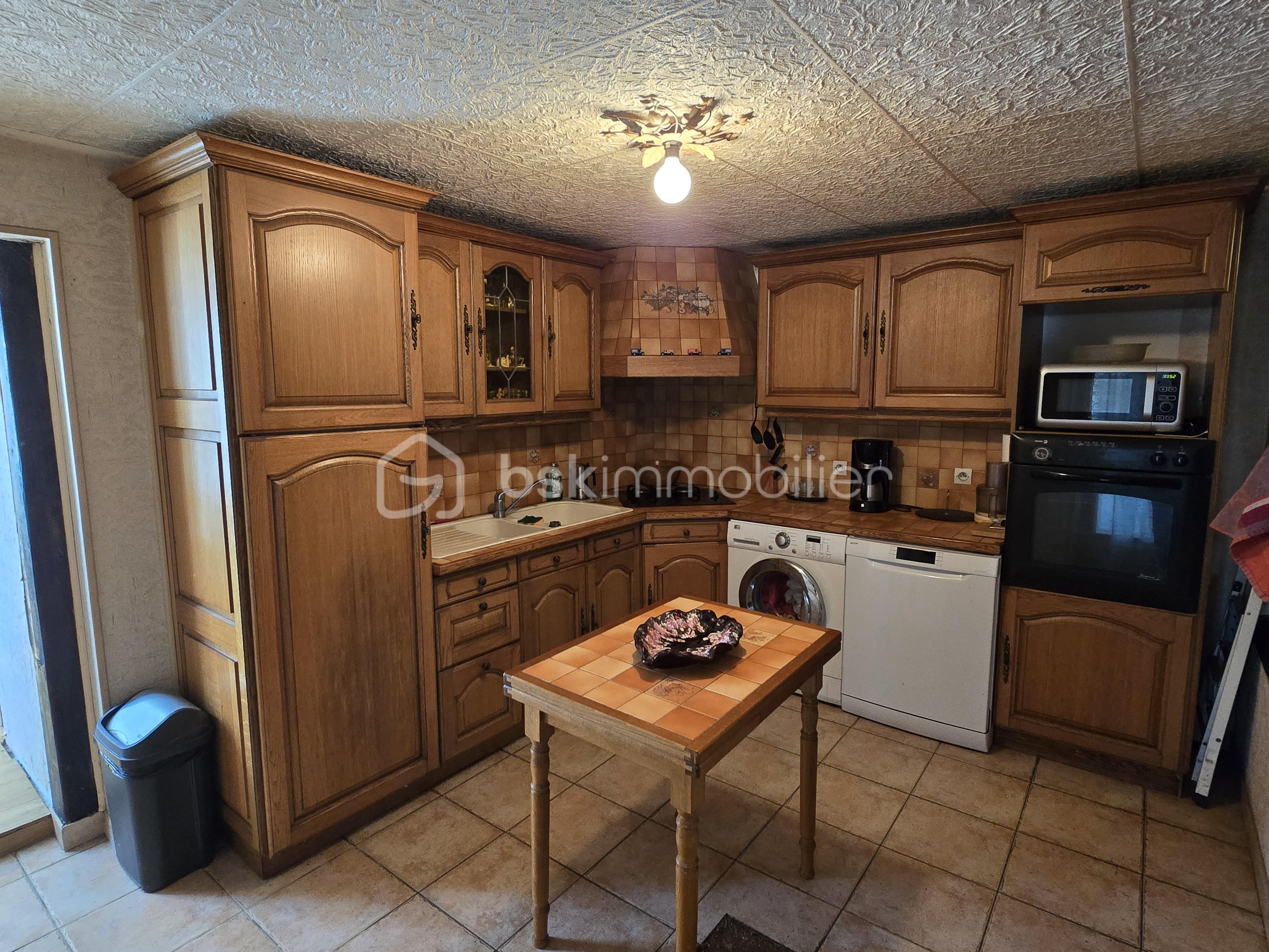 Maison de 91 m² - cuisine-equipee-domeliers-a-vendre.jpg