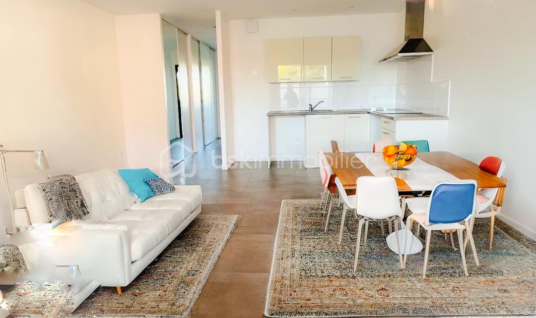 Appartement de 48,16 m² - photo HOQI du C2 avec photo shop.jpg