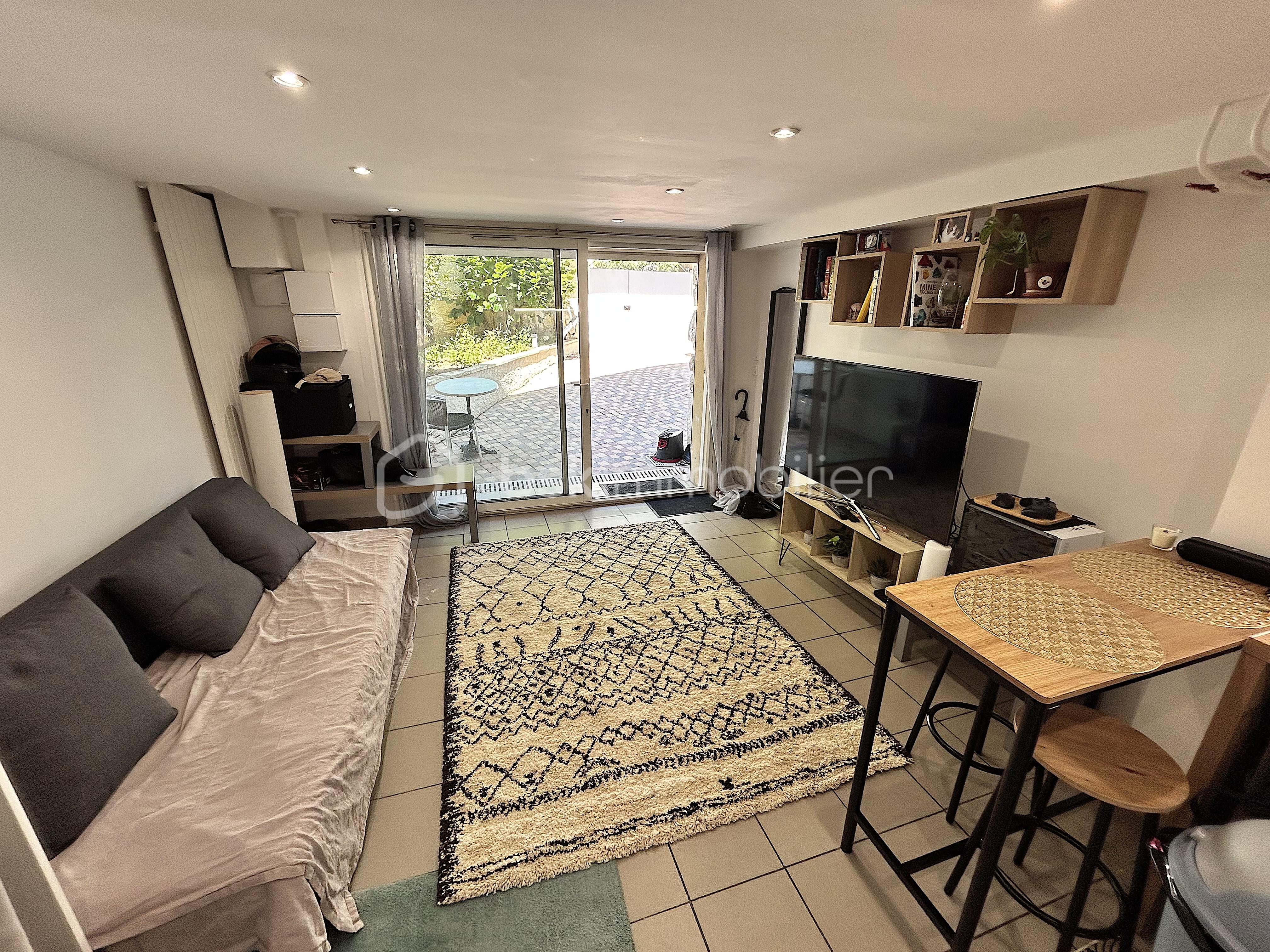 Appartement de 22 m² - séjour 2.jpg