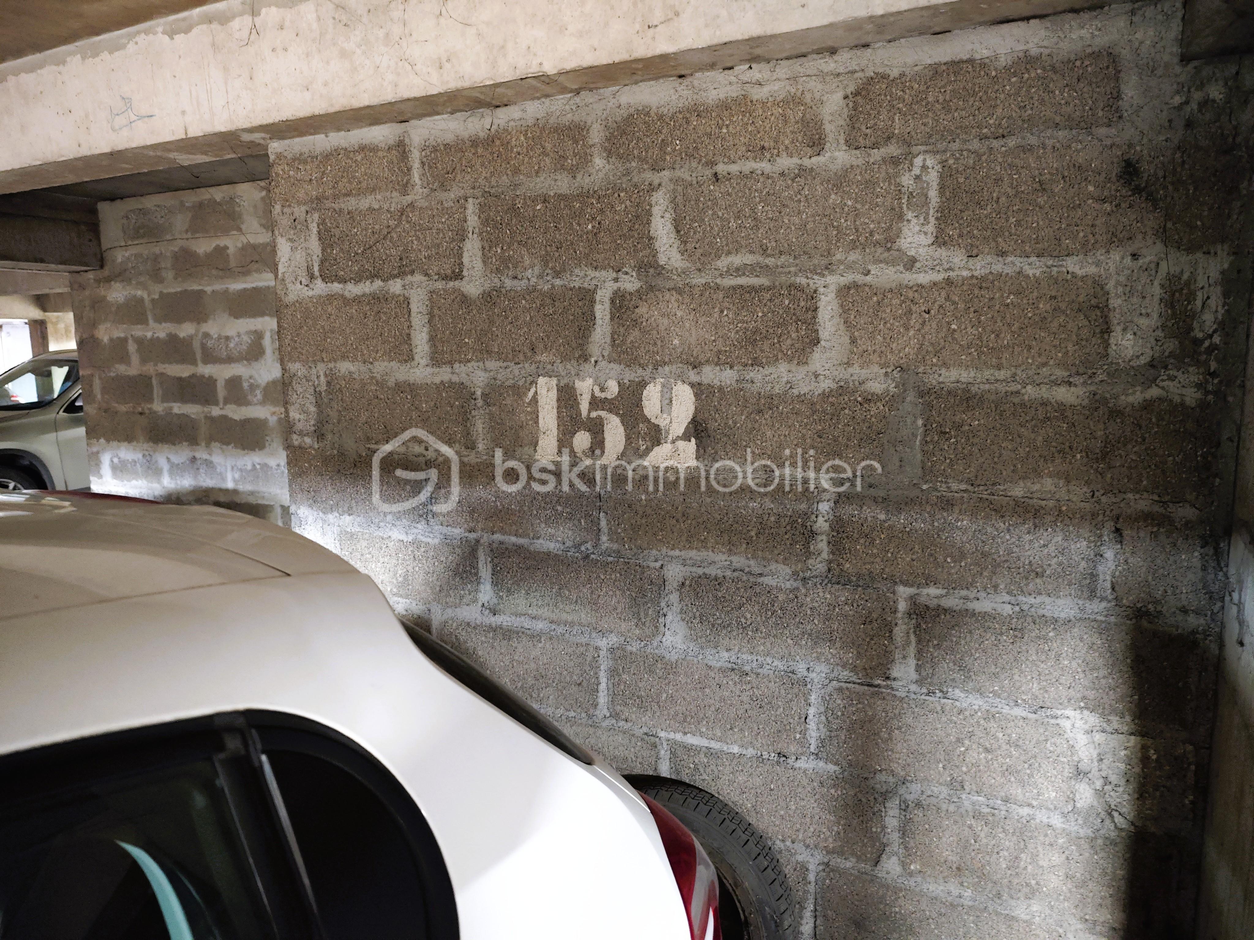 PARKING SCI KACEM.jpg