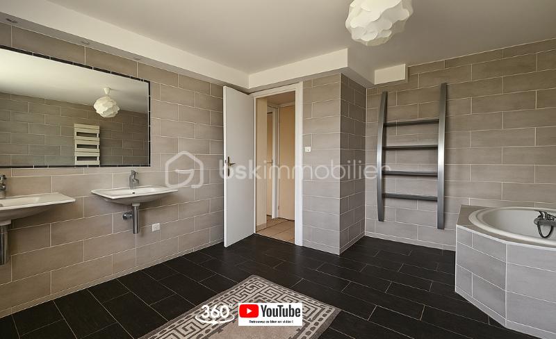 Maison traditionnelle de 140 m² - Photos d'annonce (20).png