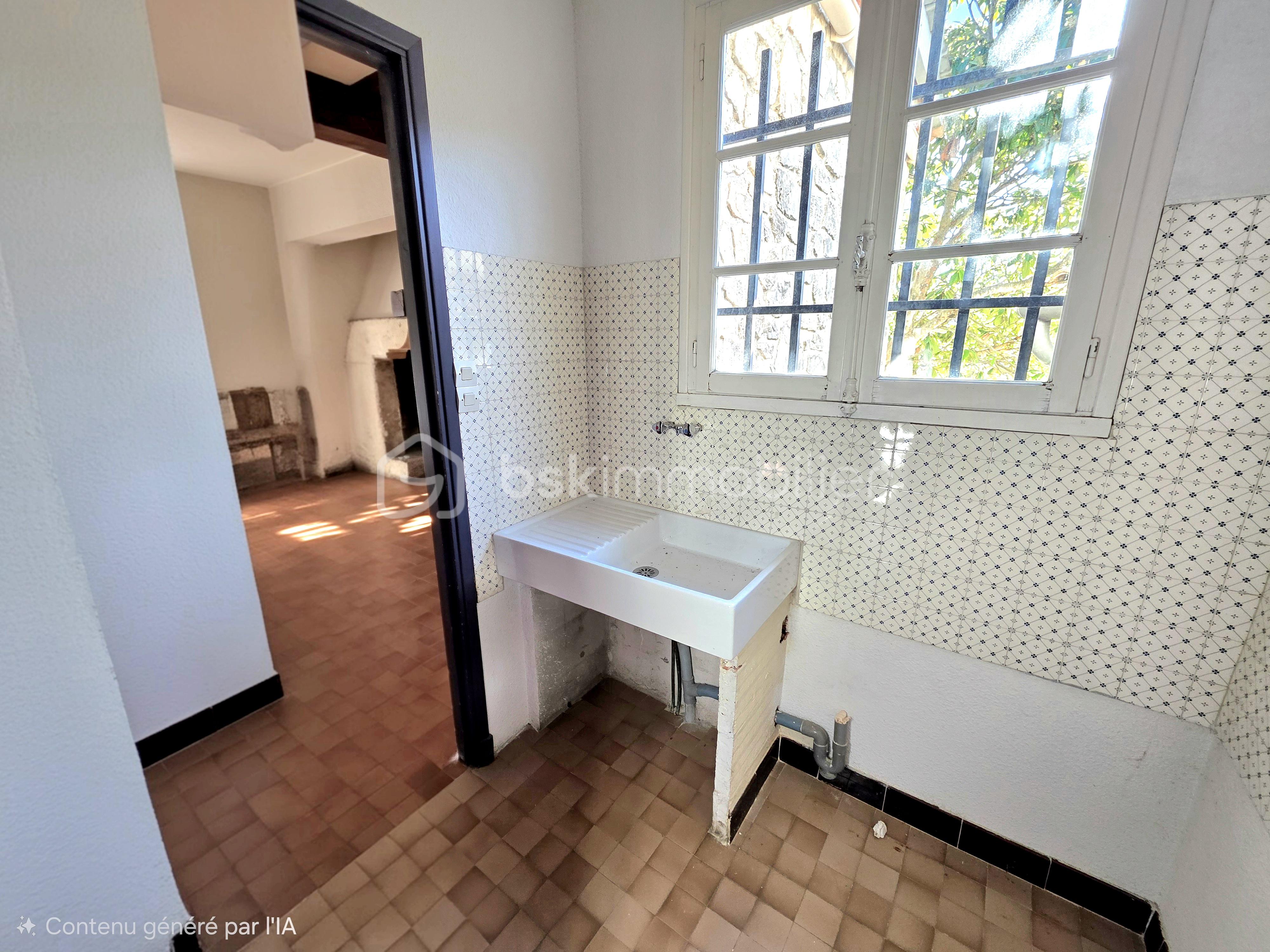 Local d activites de 99 m² - 20251028_142346(1).jpg