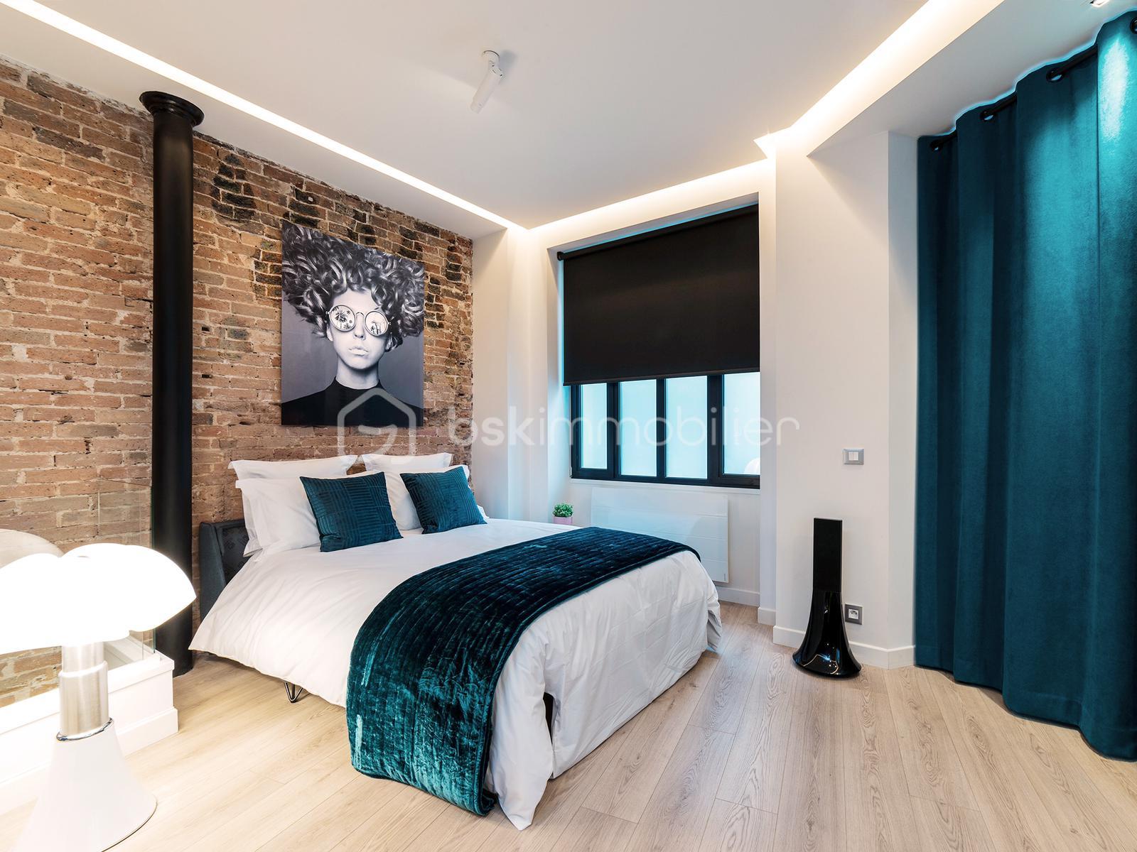 Local commercial 3 pièces 63 m² · à Paris-3e-Arrondissement · 63 m² · 1 790 000 €