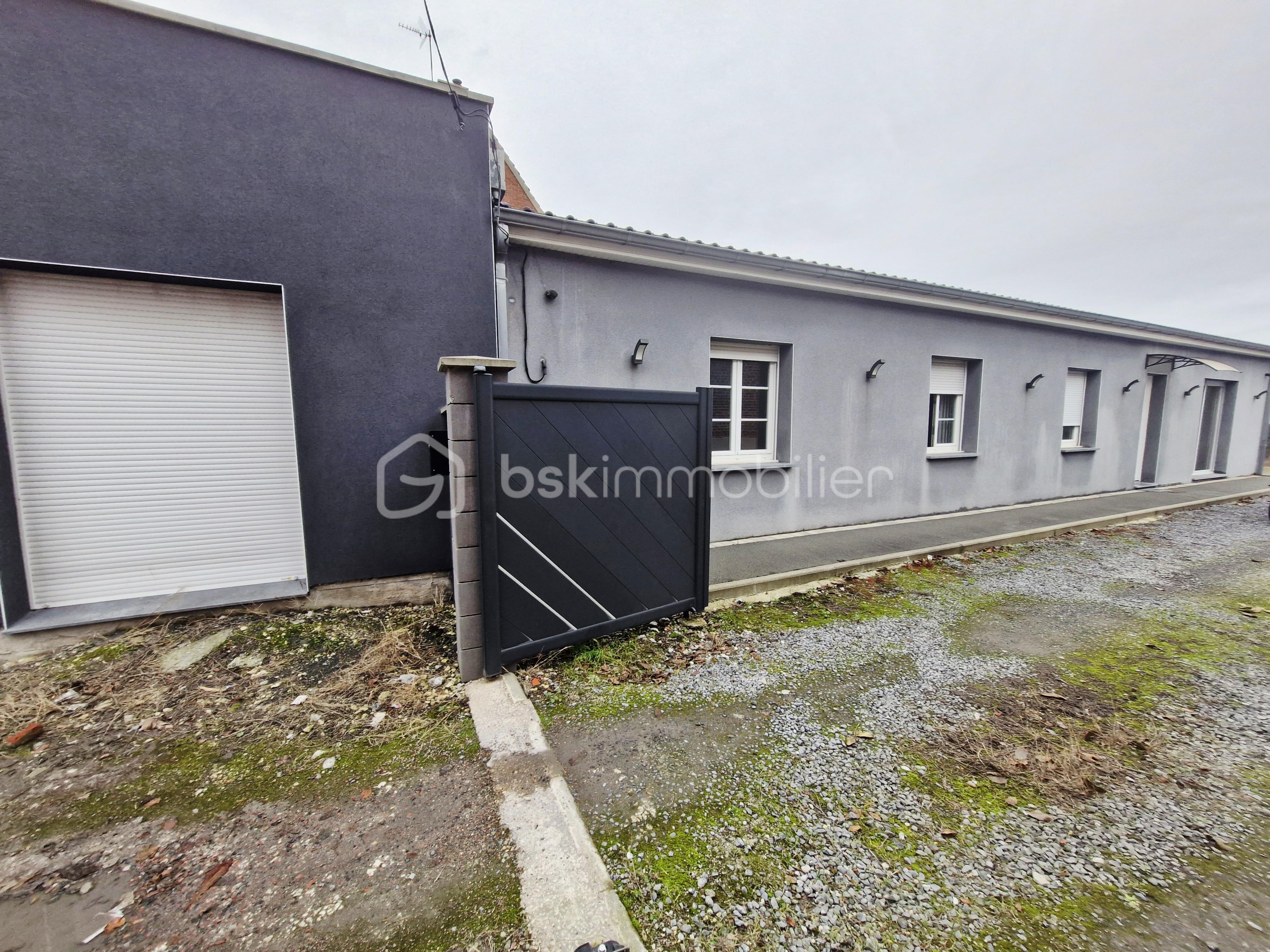 Pavillon de 70 m² - 1000043877.jpg