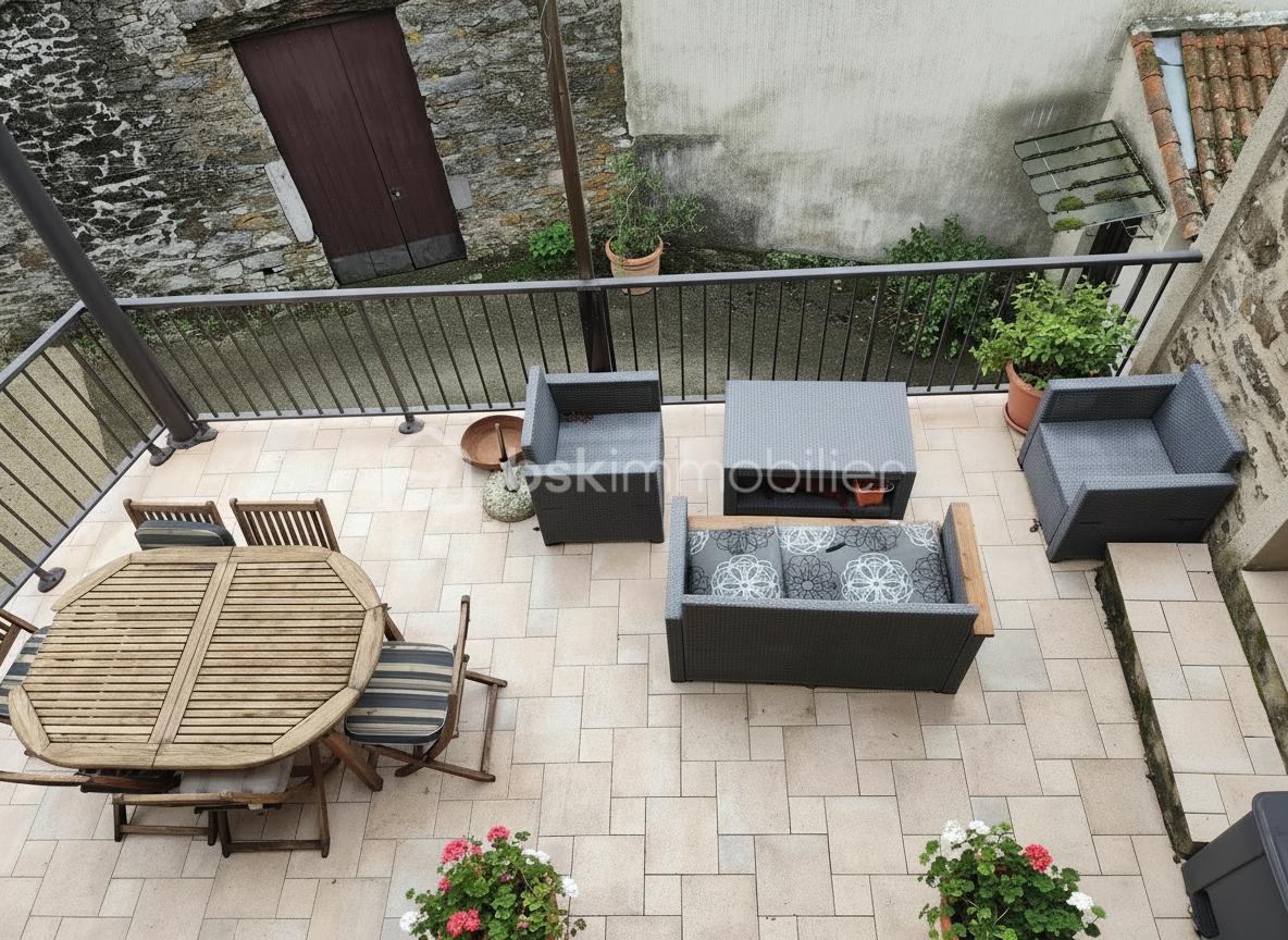 Maison en pierre de 110 m² - generated_2026-01-26T18_07_35.983.jpg