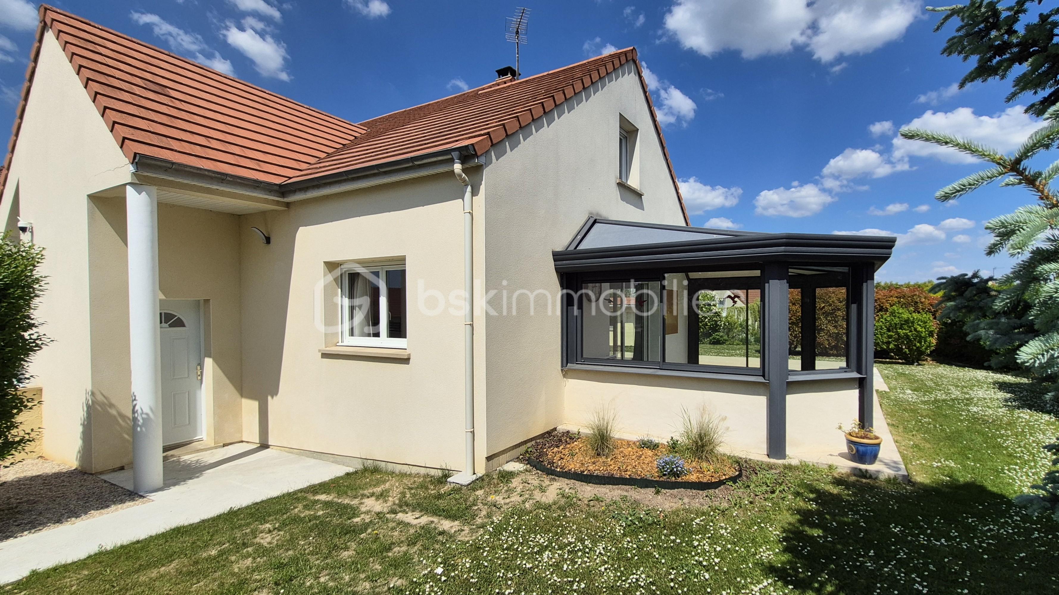 Maison de 155 m² - Facade avant.jpg