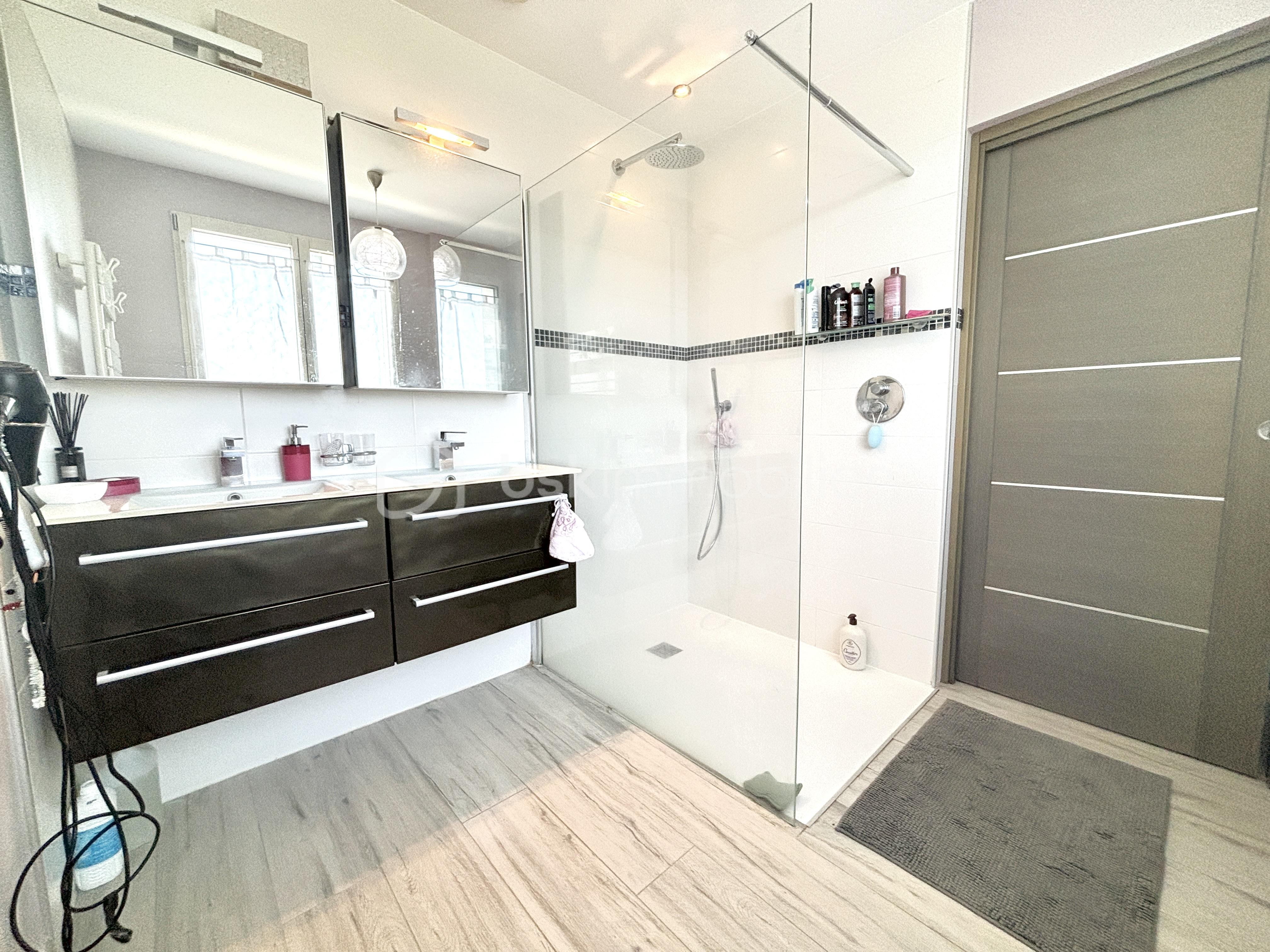 Maison de 226 m² - IMG_3172.JPG