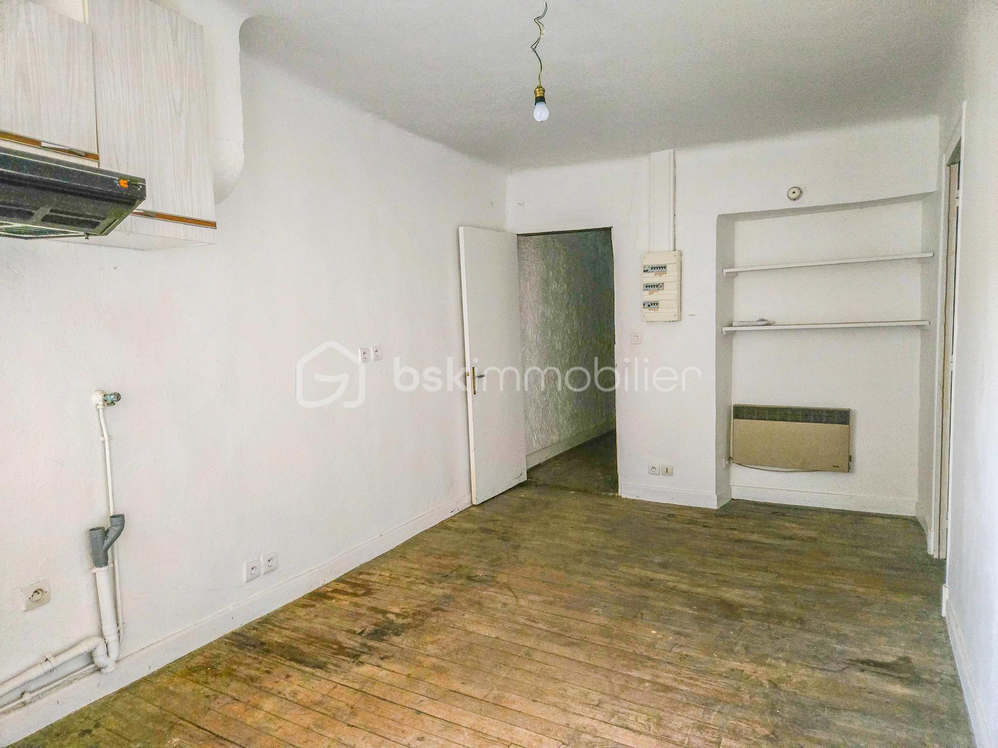 Immeuble de 328 m² - 9.jpg