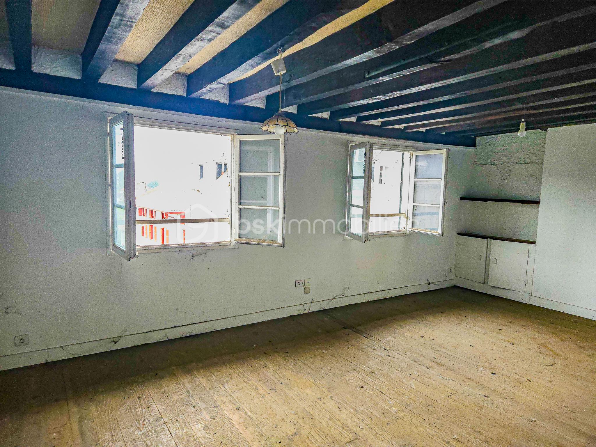 Immeuble de 328 m² - 1.jpg