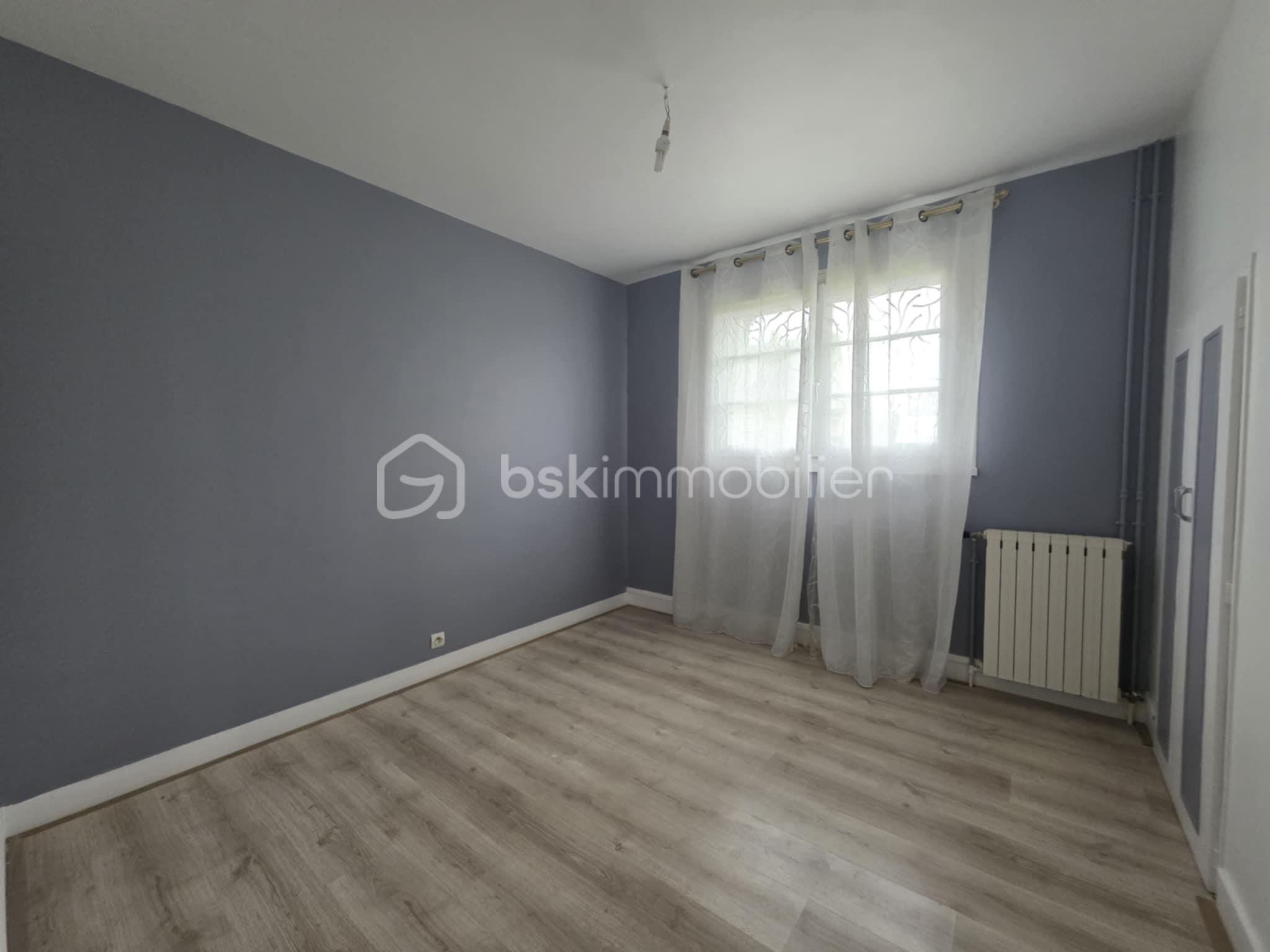 Maison ancienne de 130 m² - 79cfaaec-e6ef-483b-878a-a917d785c581.jpeg