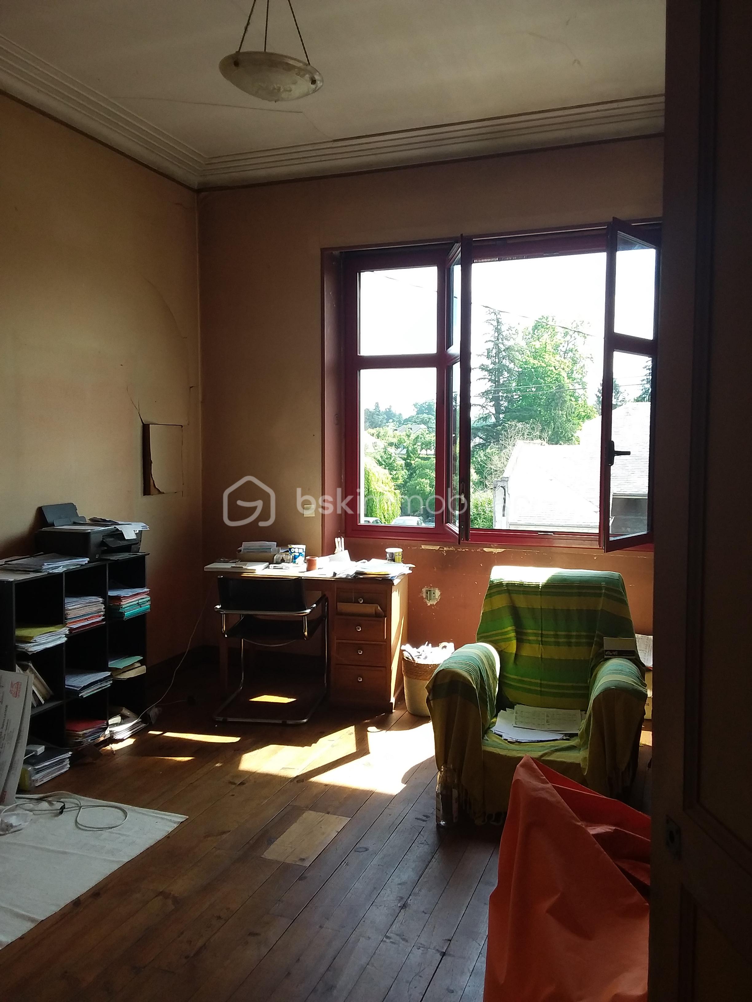 Immeuble mixte de 300 m² - 20240513_113358.jpg