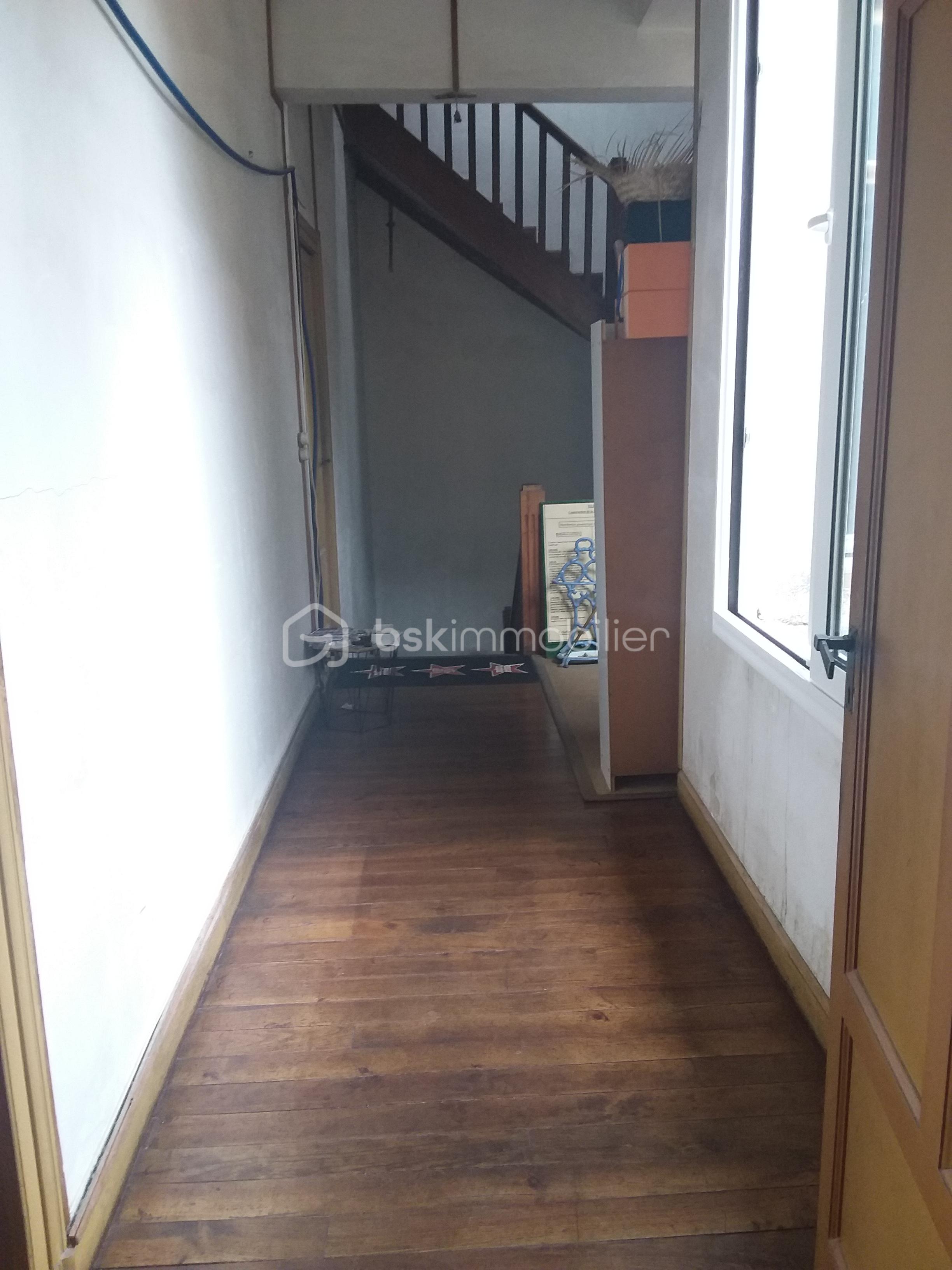 Immeuble mixte de 300 m² - 20240610_094655.jpg