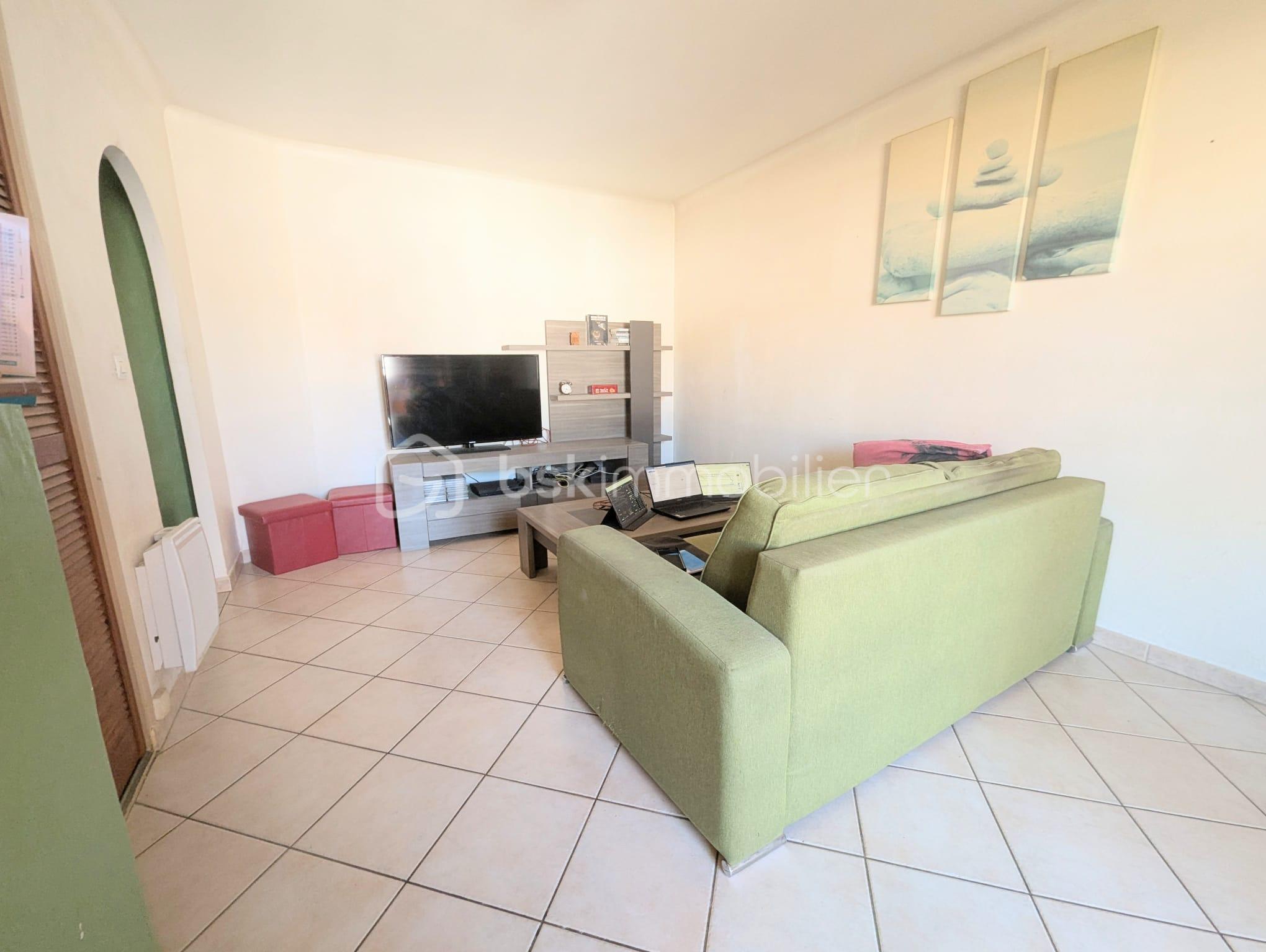 Appartement de 27,61 m² - IMG-20250808-WA0005.jpg