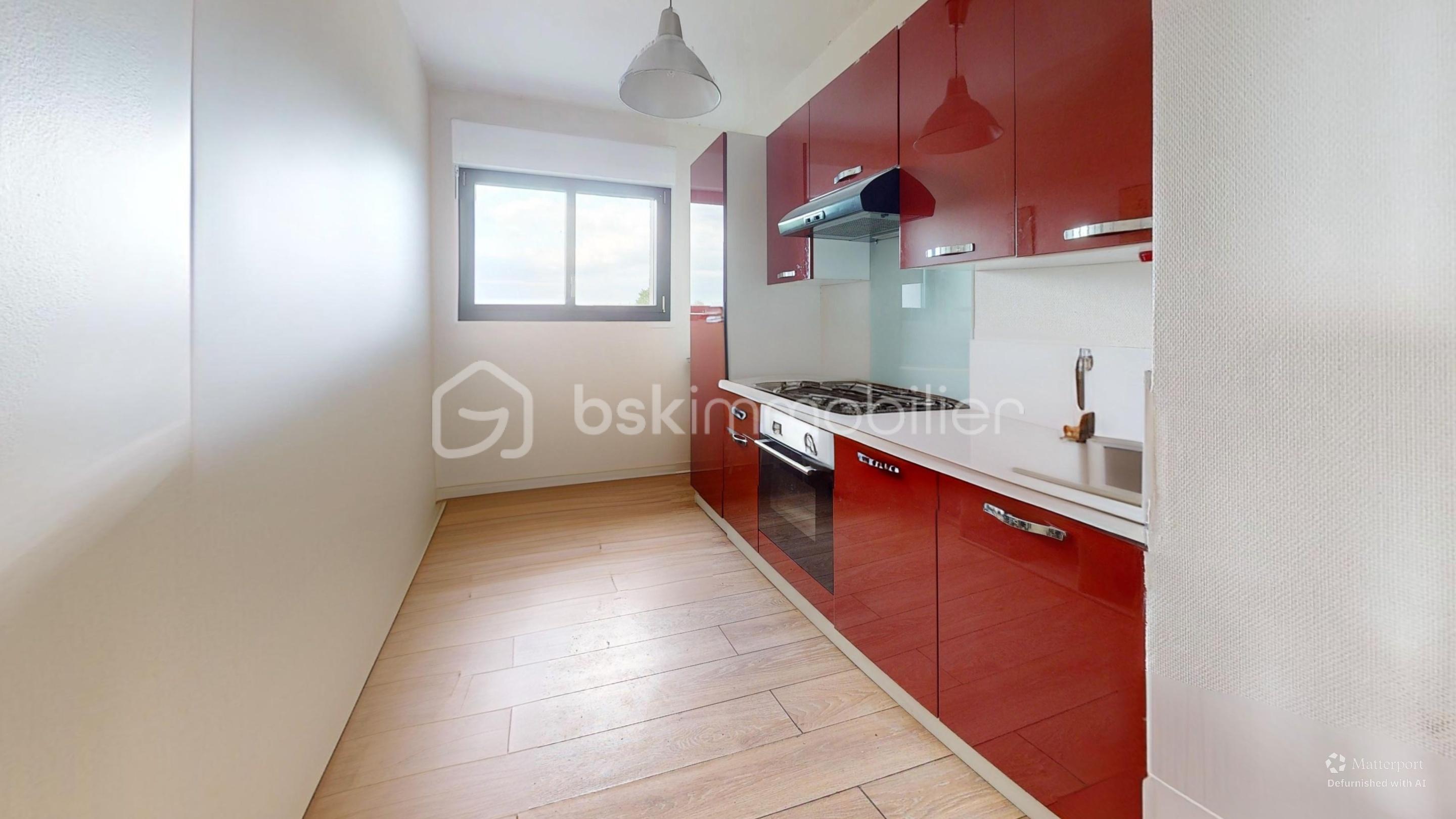 Appartement-3p-3eme-etage-Kitchen-Defurnished.jpg
