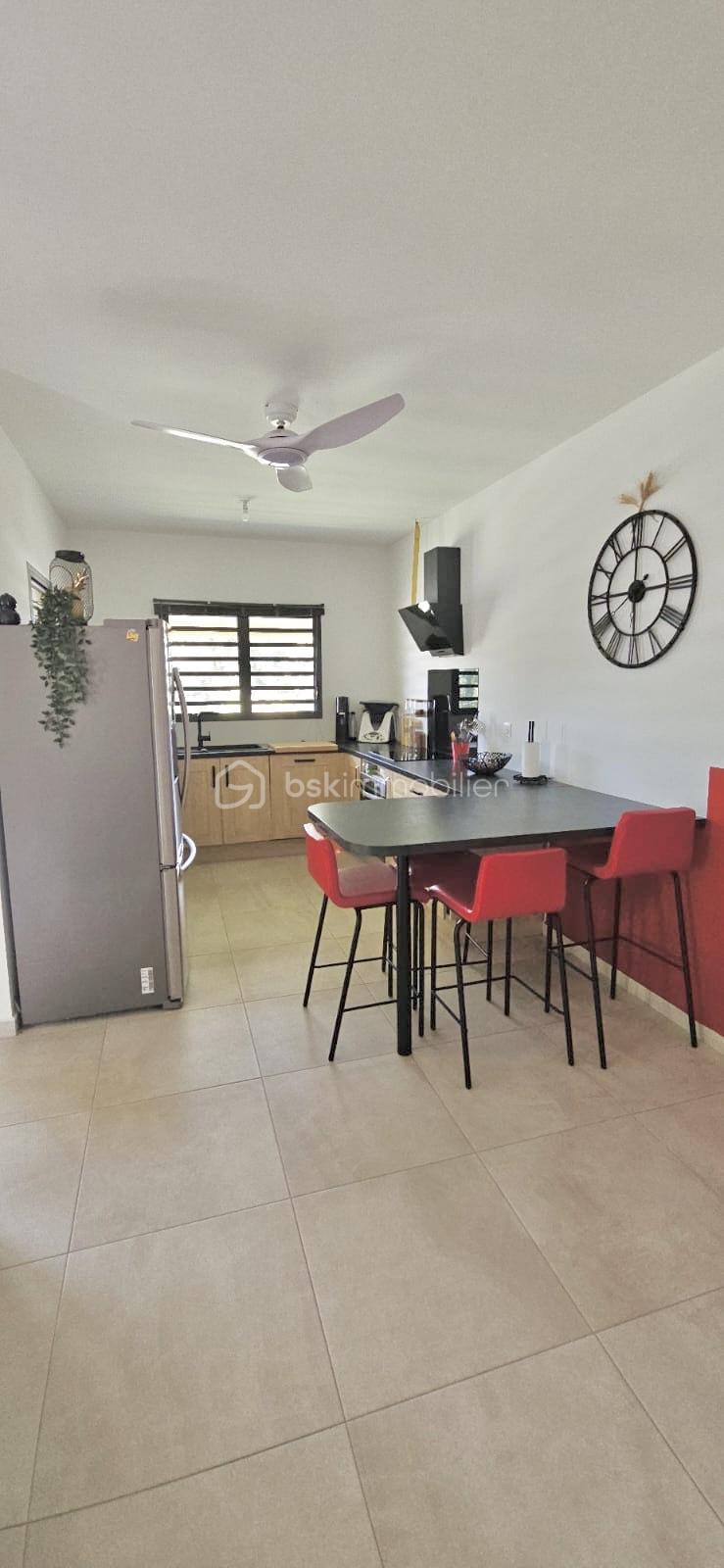 Maison de 106 m² - 5e8c902d-bc1a-46f3-a365-f4f60aacc657.JPG