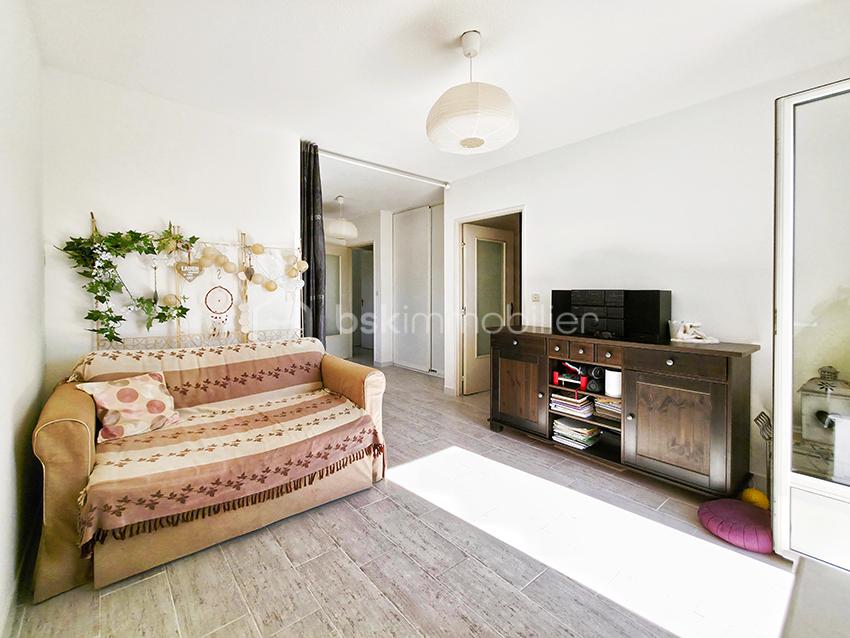 Appartement de 46 m² - salon1.jpg