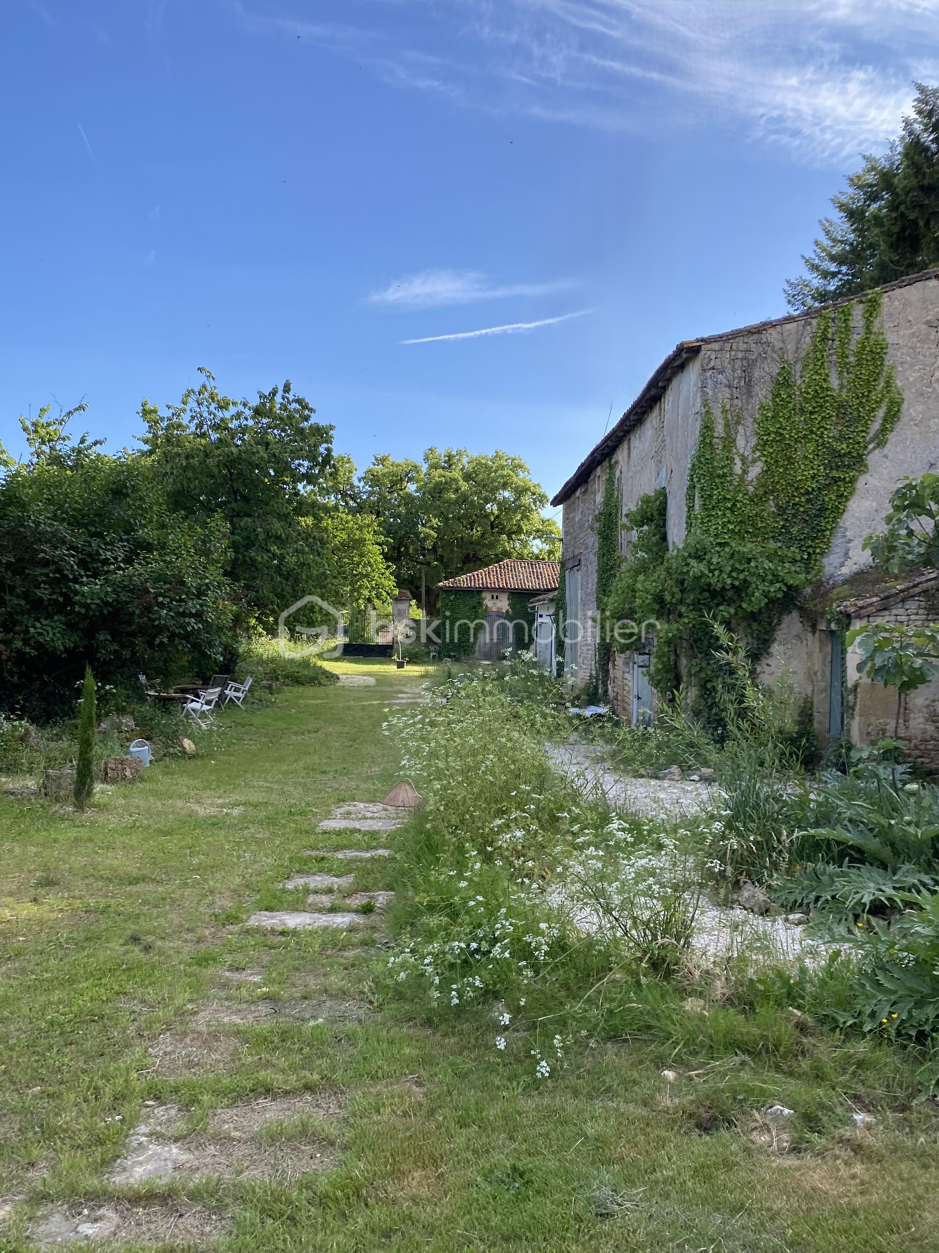 Maison en pierre de 160 m² - ALLEE 1.jpeg