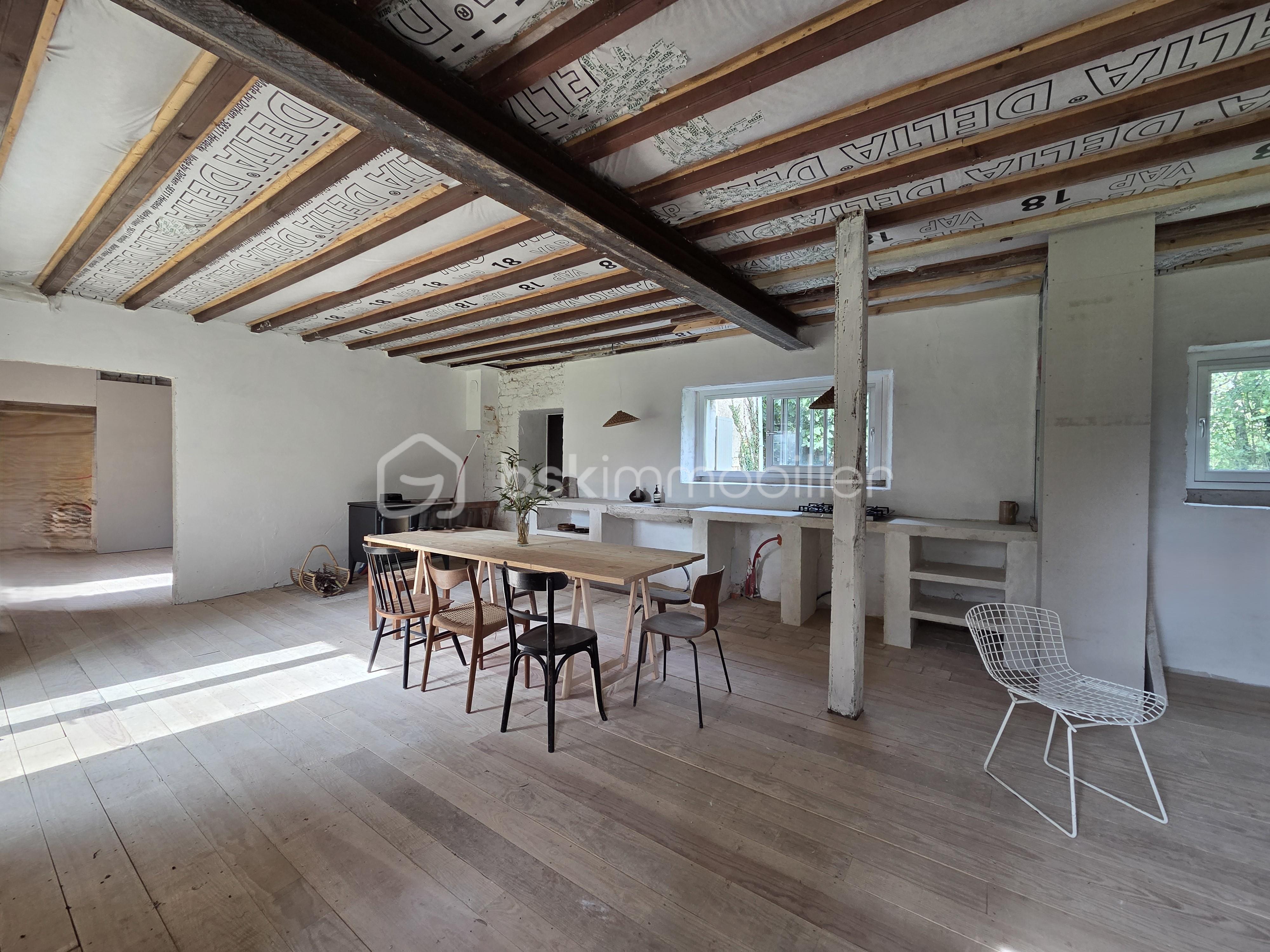 Maison en pierre de 160 m² - salon 2.jpg
