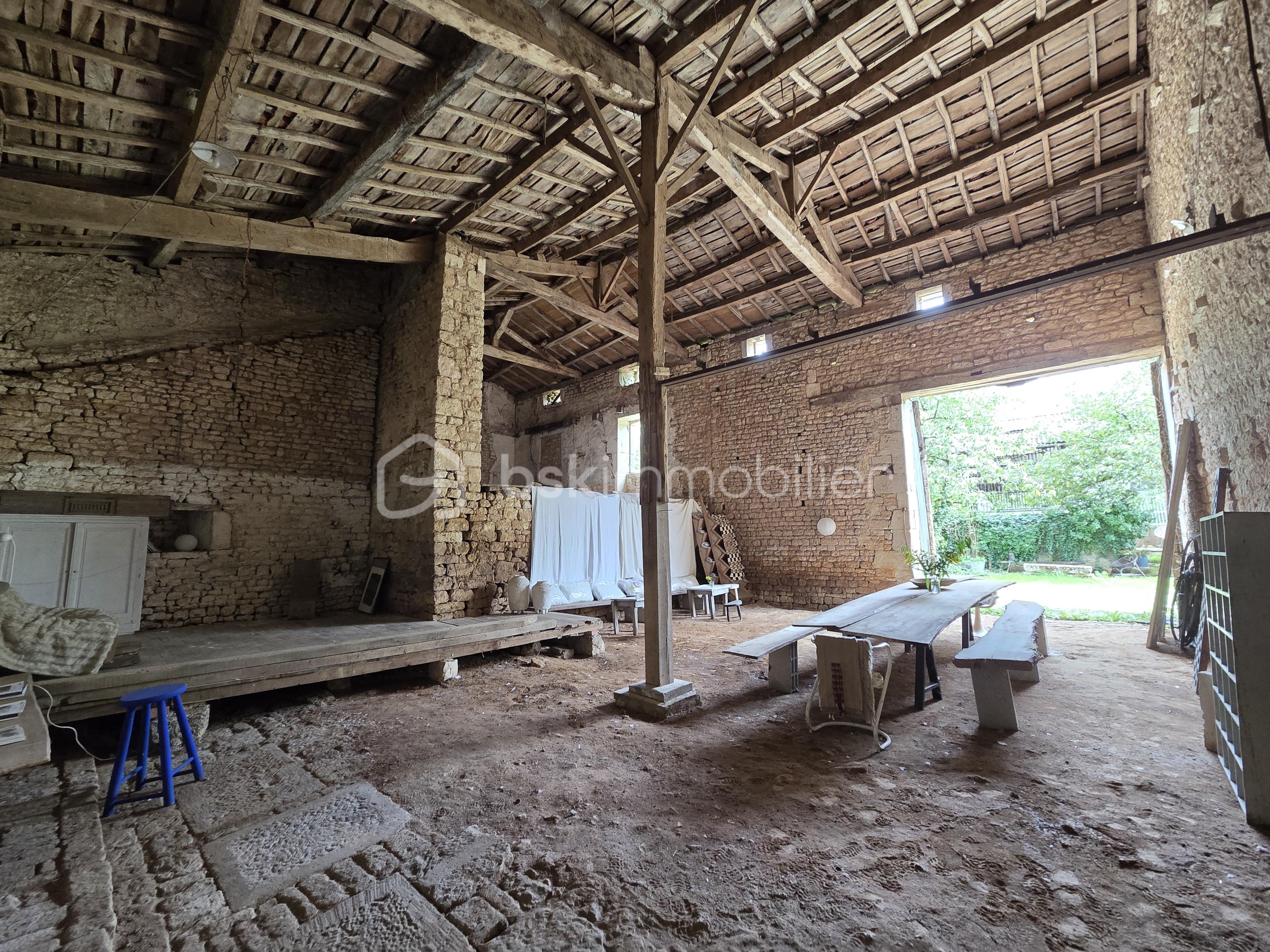 Maison en pierre de 160 m² - grange 11.jpg