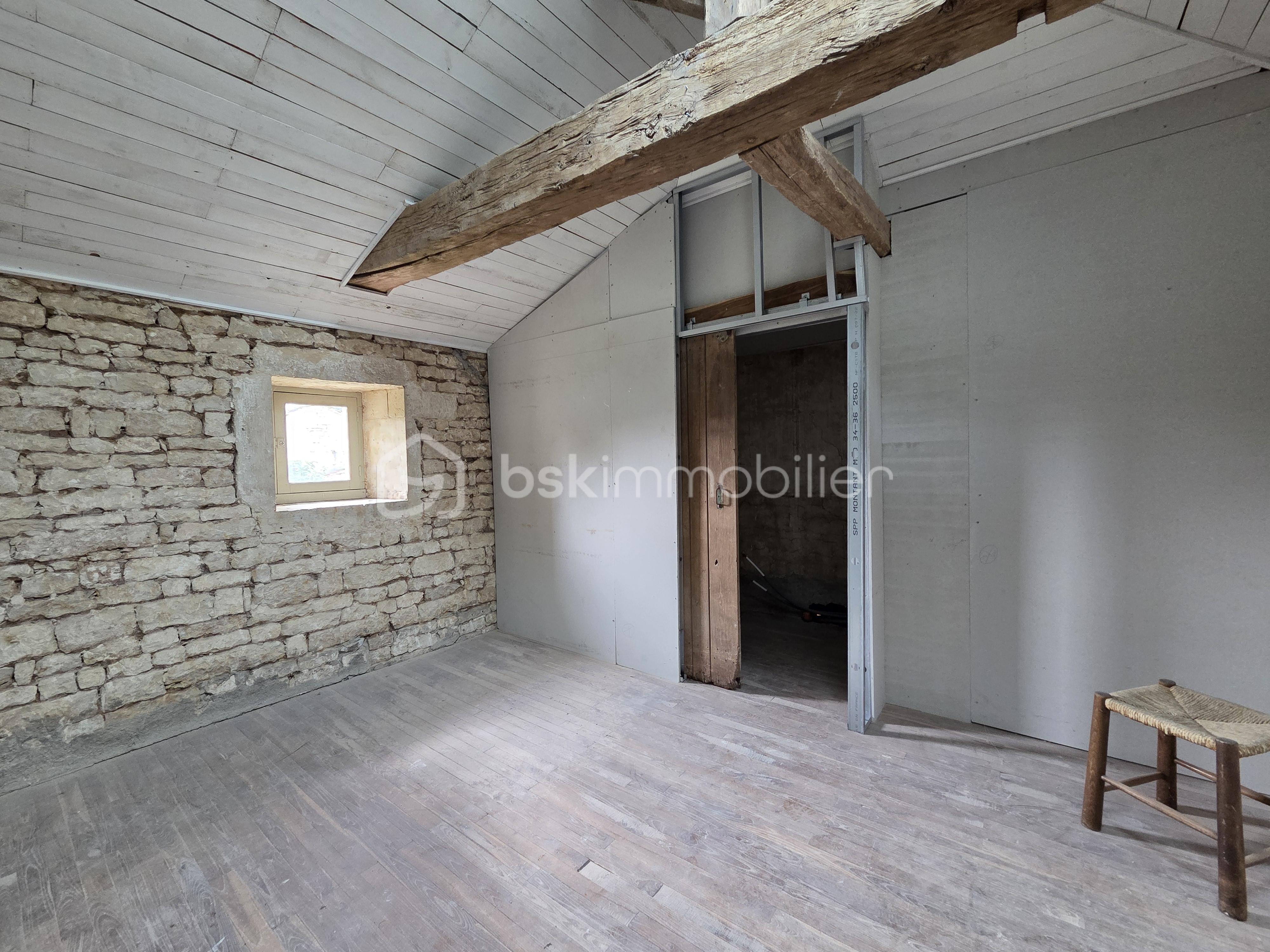 Maison en pierre de 160 m² - chambre 5.jpg