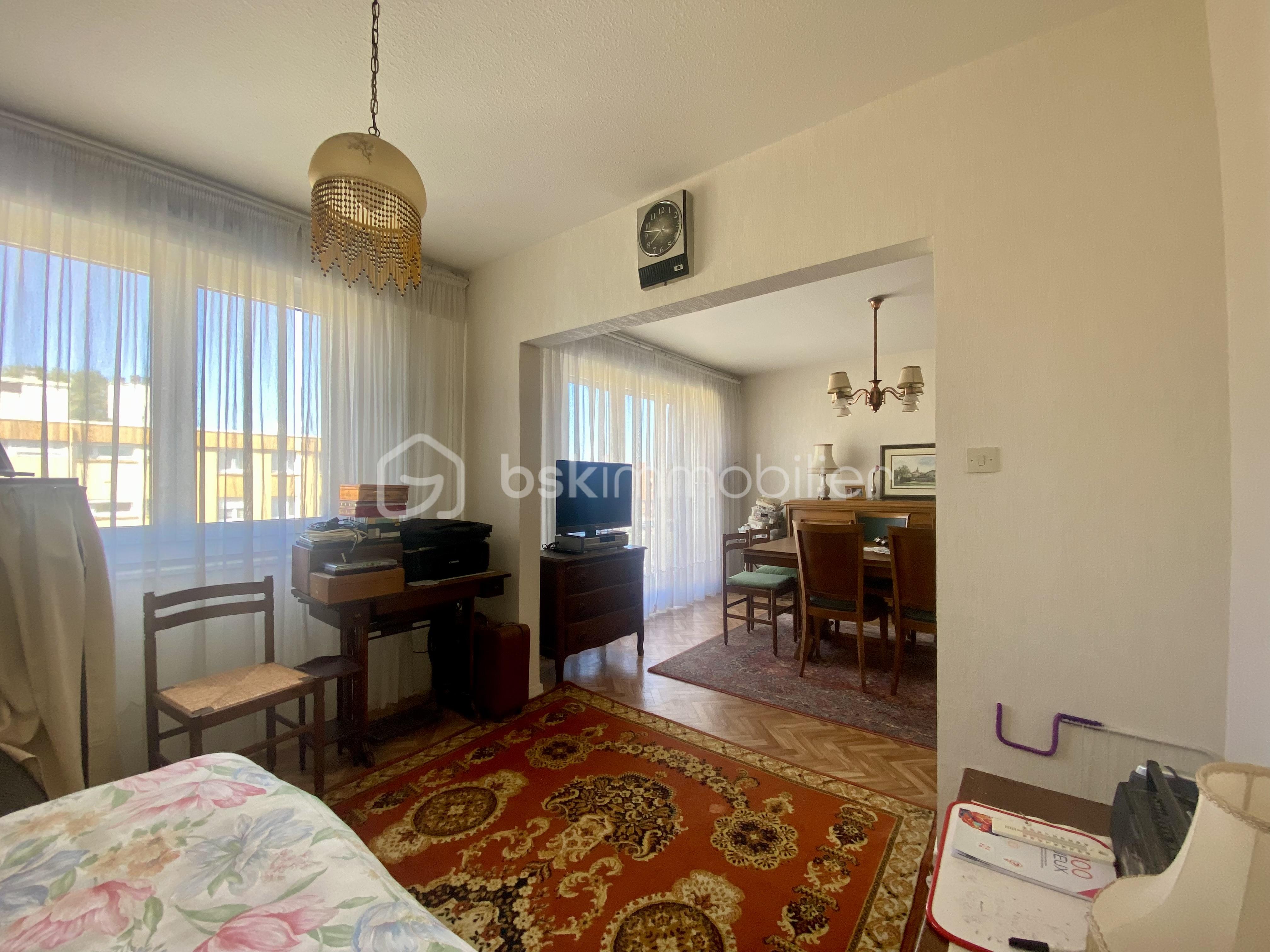 Appartement de 64,02 m² - salon sam sablon .jpg