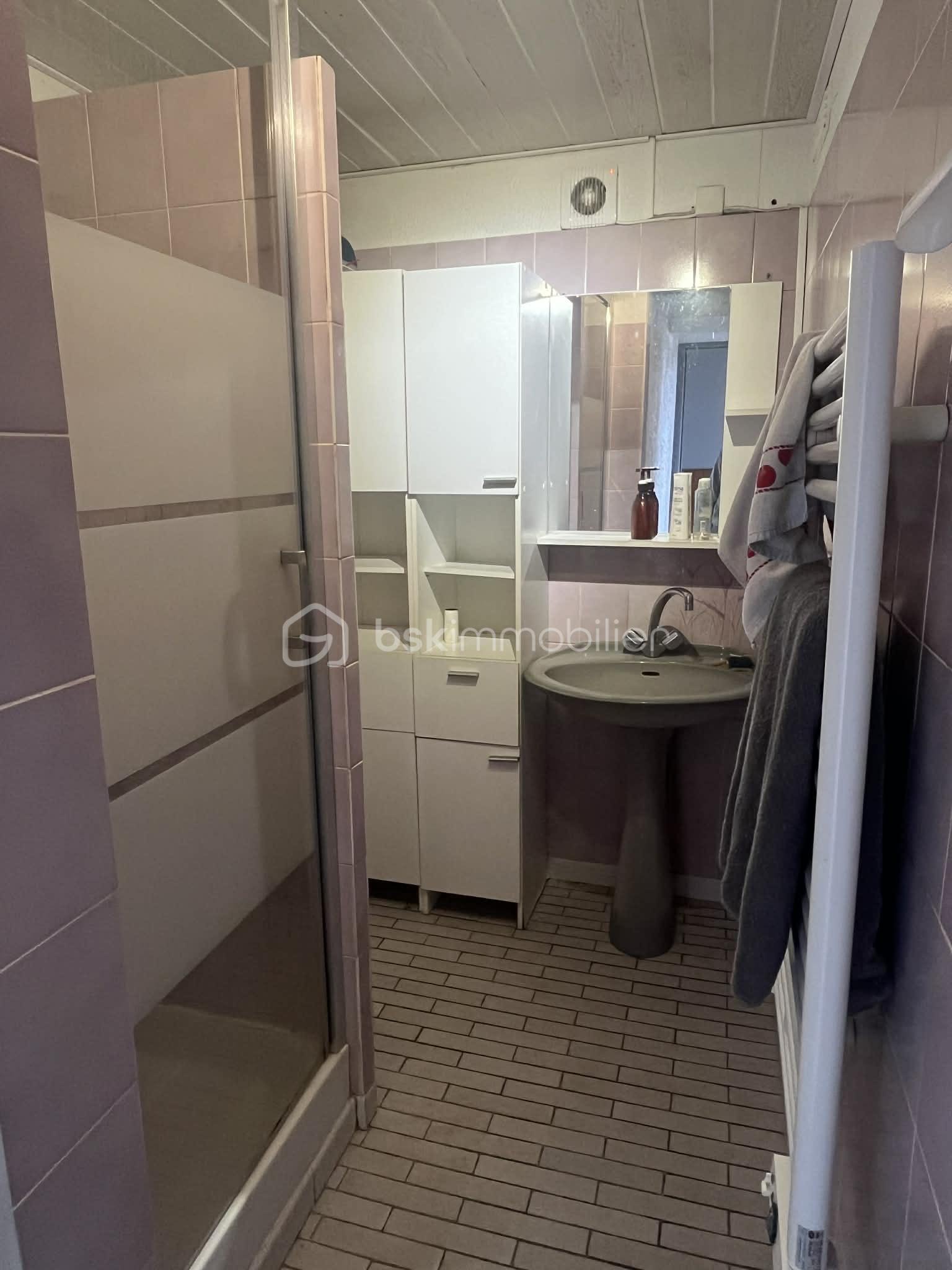 b2bb60dd-85ae-4a73-8a8f-026b16a34d3d.jfif