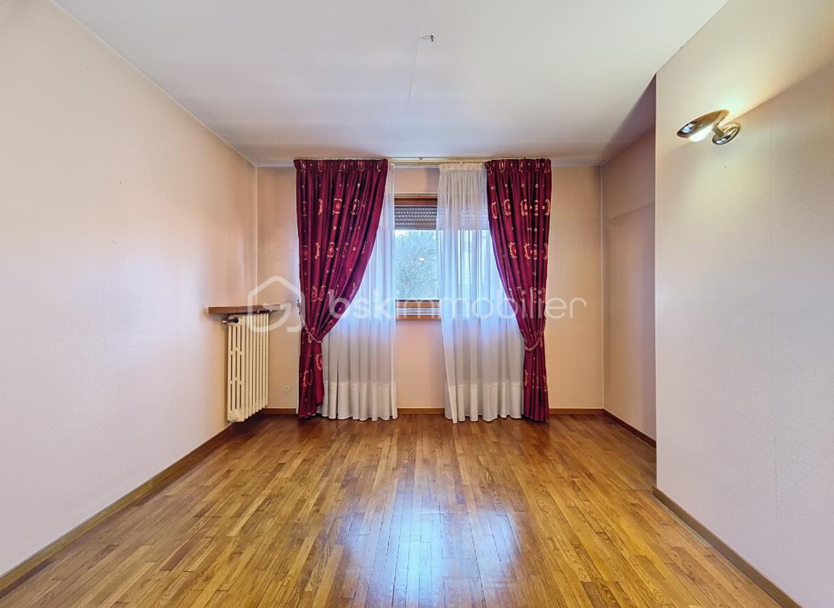 Maison de ville de 100 m² - Gemini_Generated_Image_5dxrkm5dxrkm5dxr.png