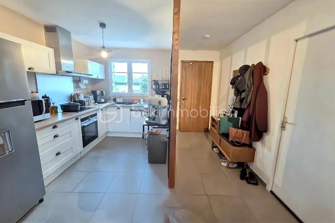 Maison jumelee de 75 m² - hoqi-b0bf69f256fc45b980b7752860a258ce.jpg