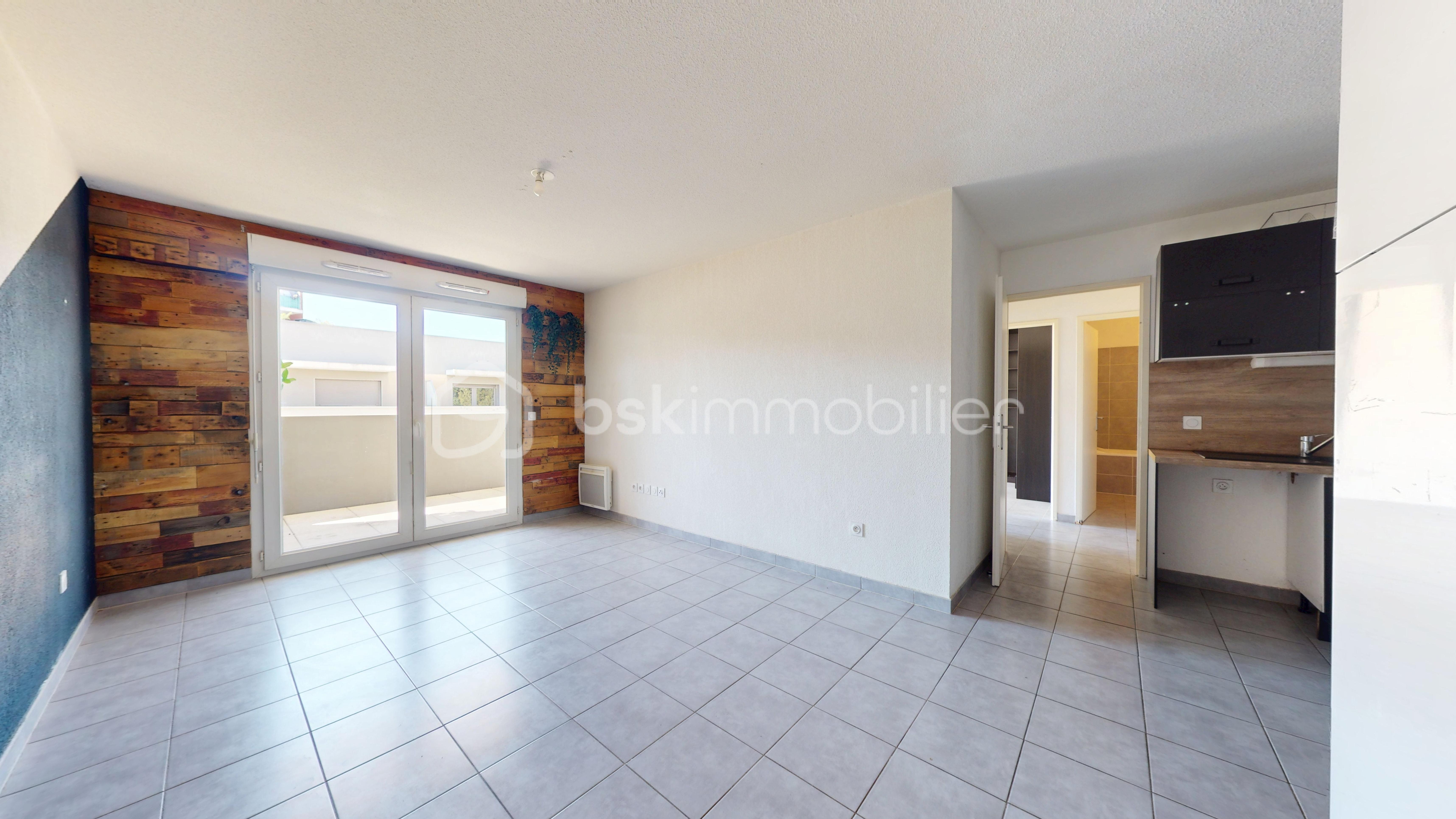 Appartement-T3-terrasse-parking-04162026_183631.jpg