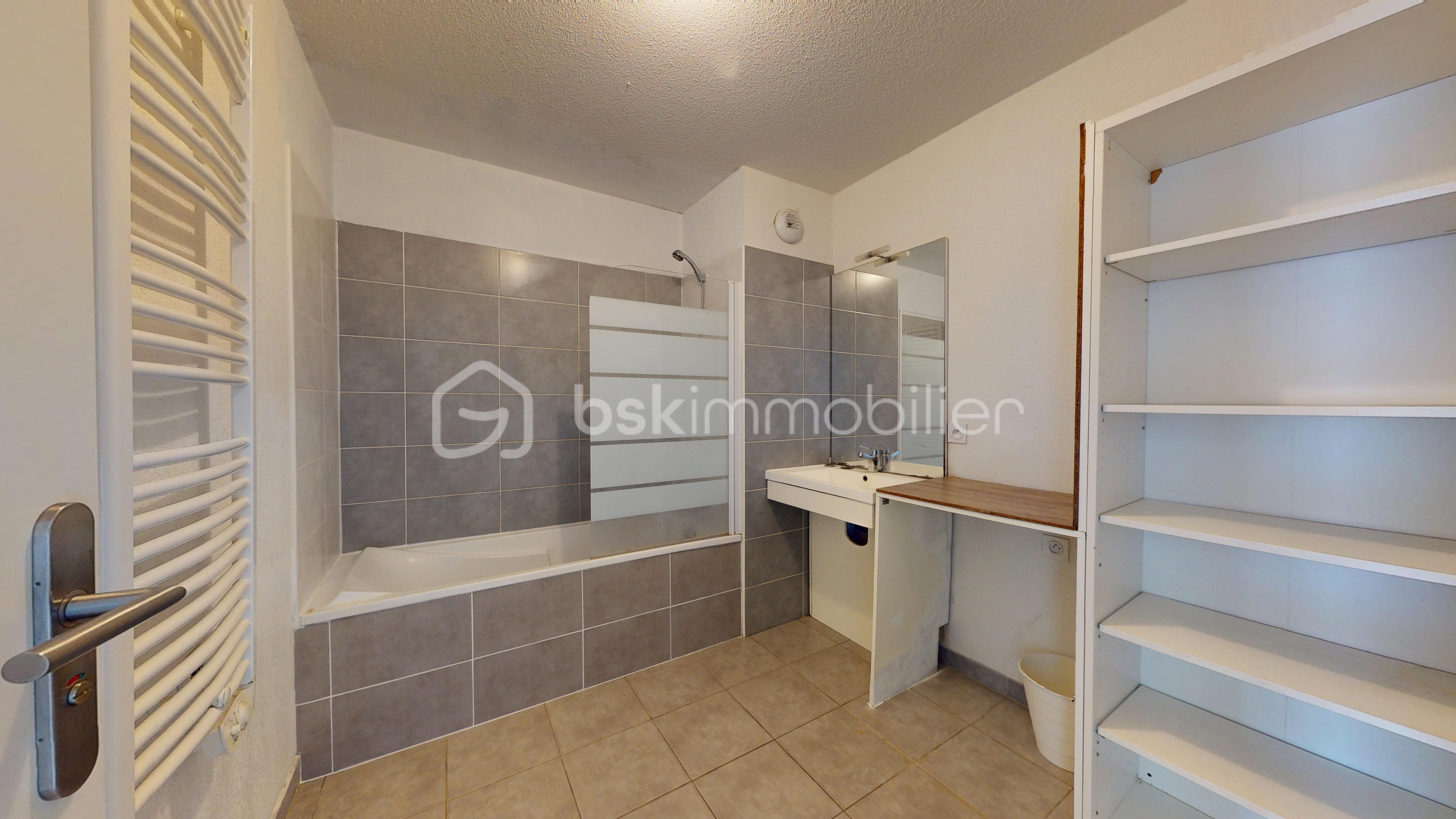 Appartement-T3-terrasse-parking-04162026_183532.jpg