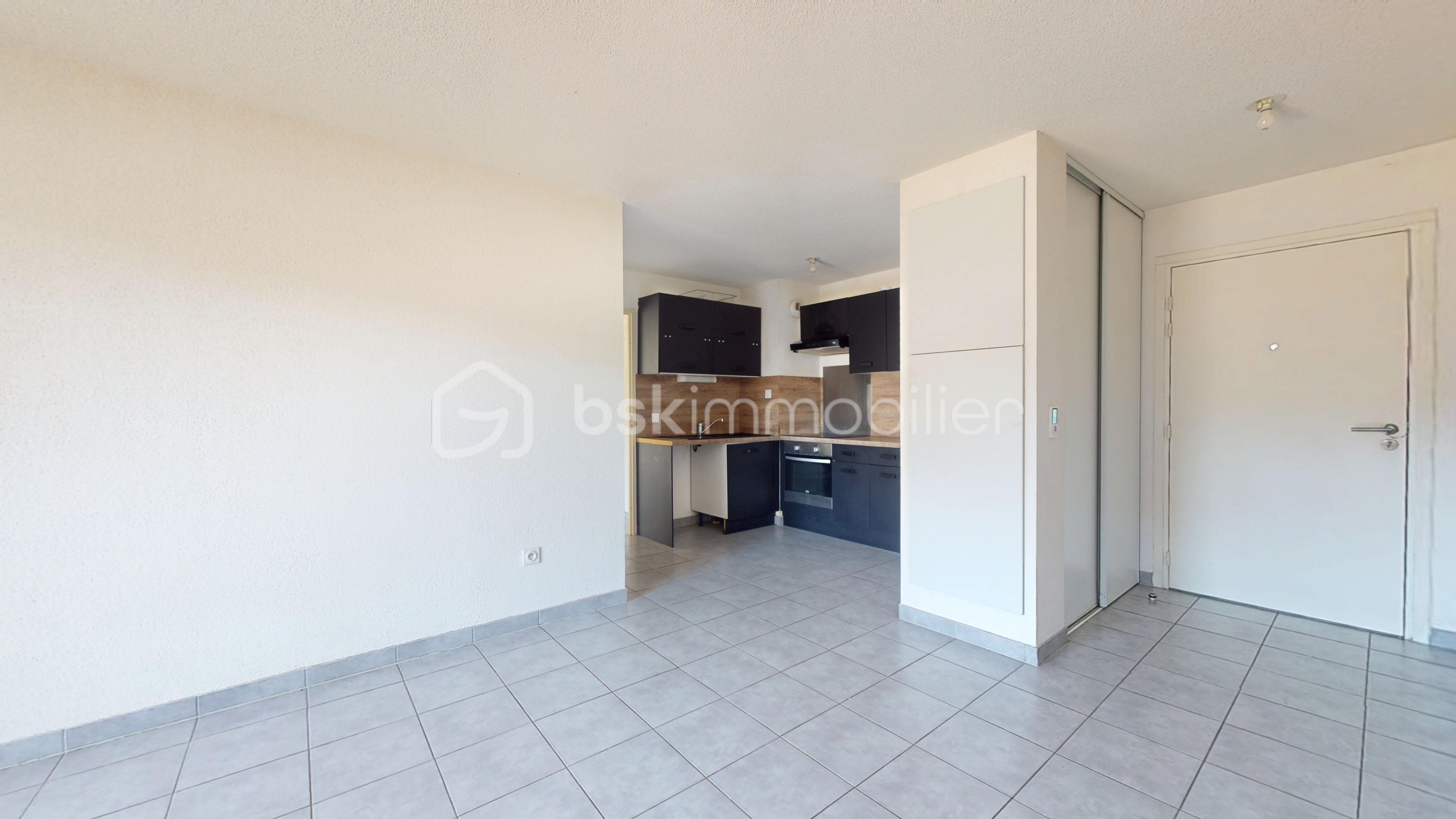 Appartement-T3-terrasse-parking-04162026_181406.jpg