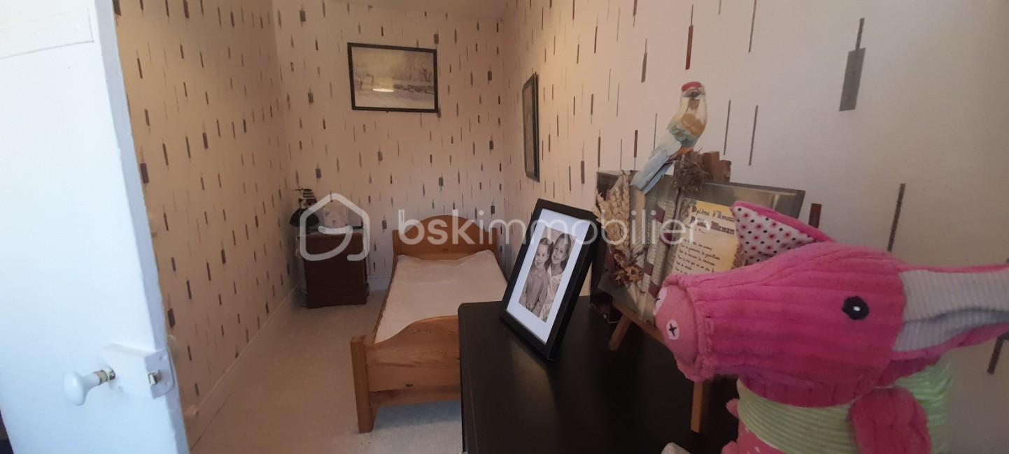 Maison de ville de 72 m² - Denise petite chambre.JPG