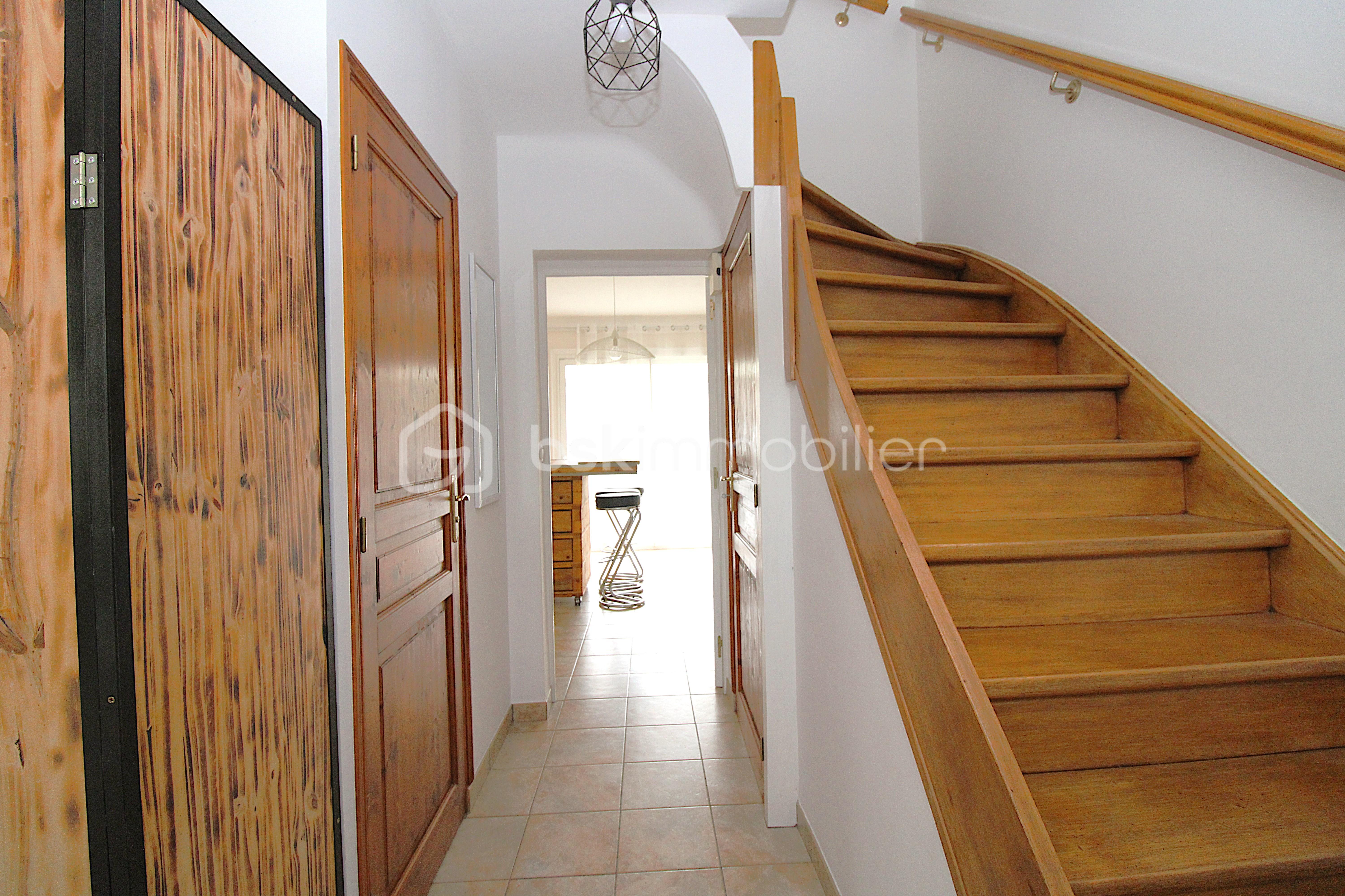 Maison de 130 m² - escalier.JPG
