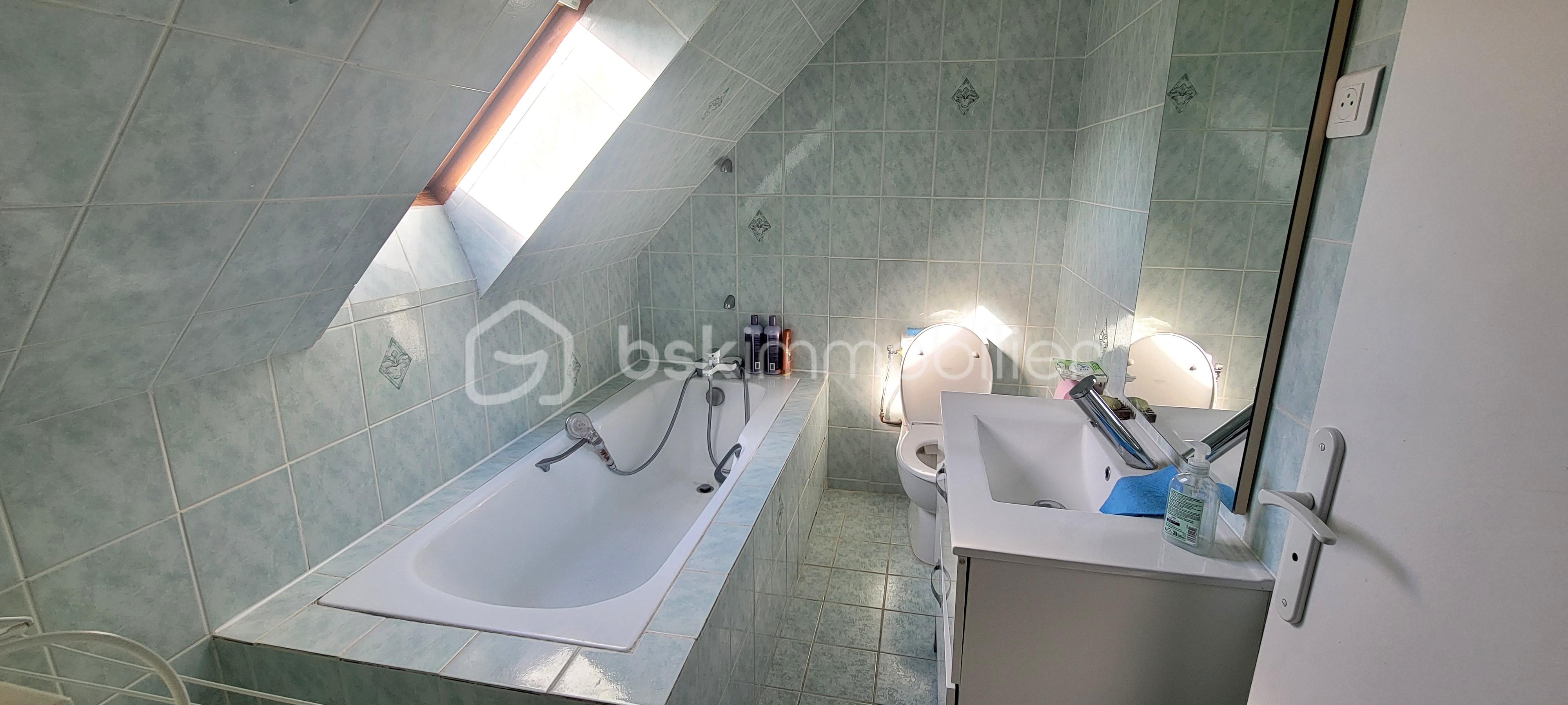 Maison de 149 m² - sdb.jpg