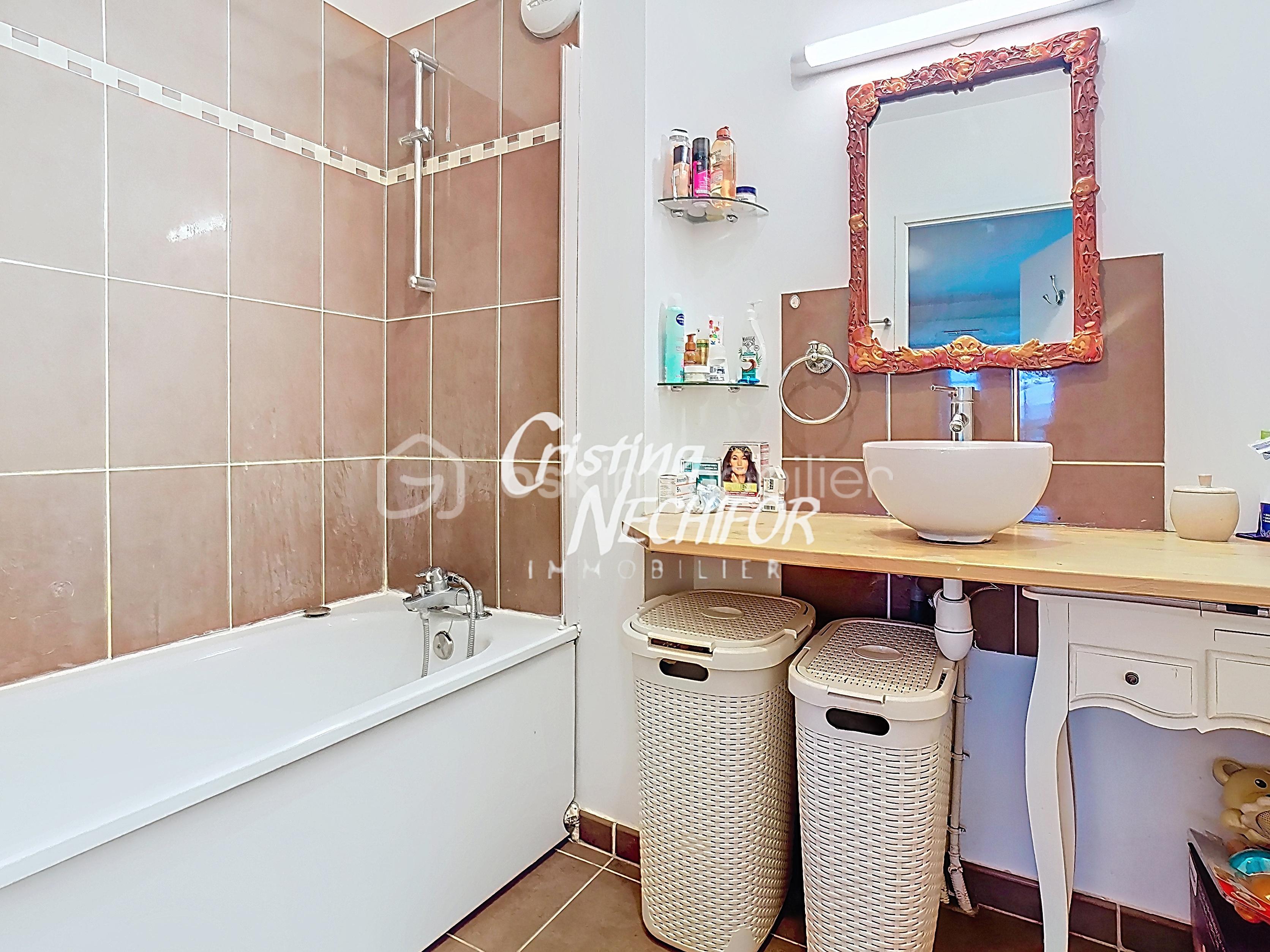 Appartement de 45 m² - moulinet_00025.jpg