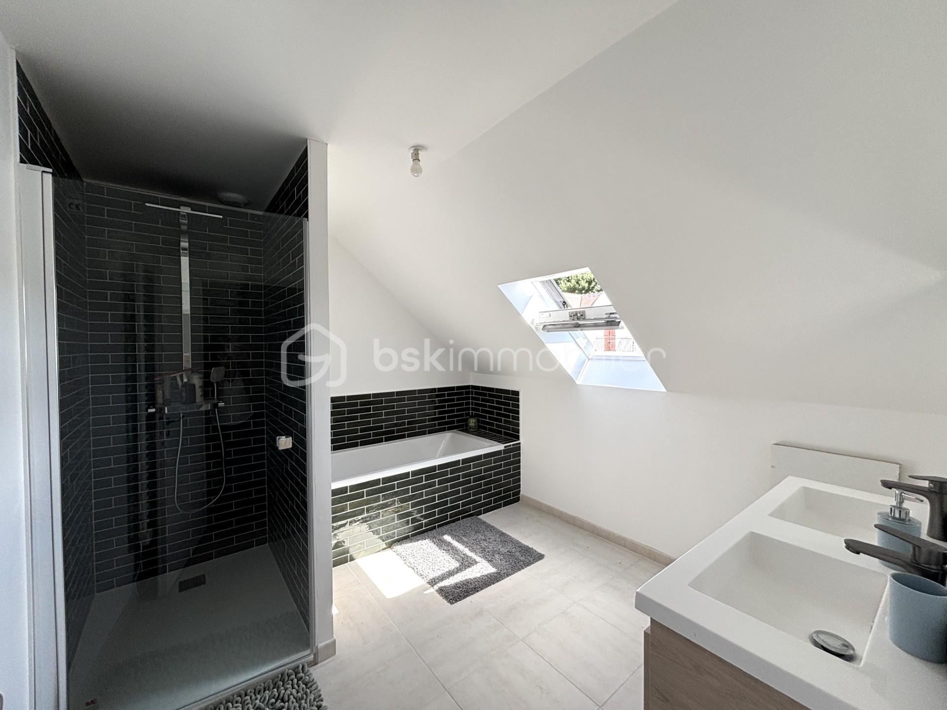 Maison de 104 m² - thumbnail_IMG_8754.jpg