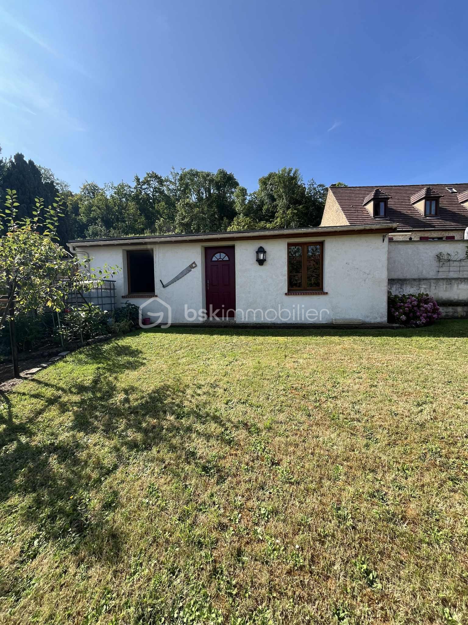 Pavillon de 125 m² - cfad2a34-e066-40c9-b4c8-e58e5db3ba79 (1).jpg