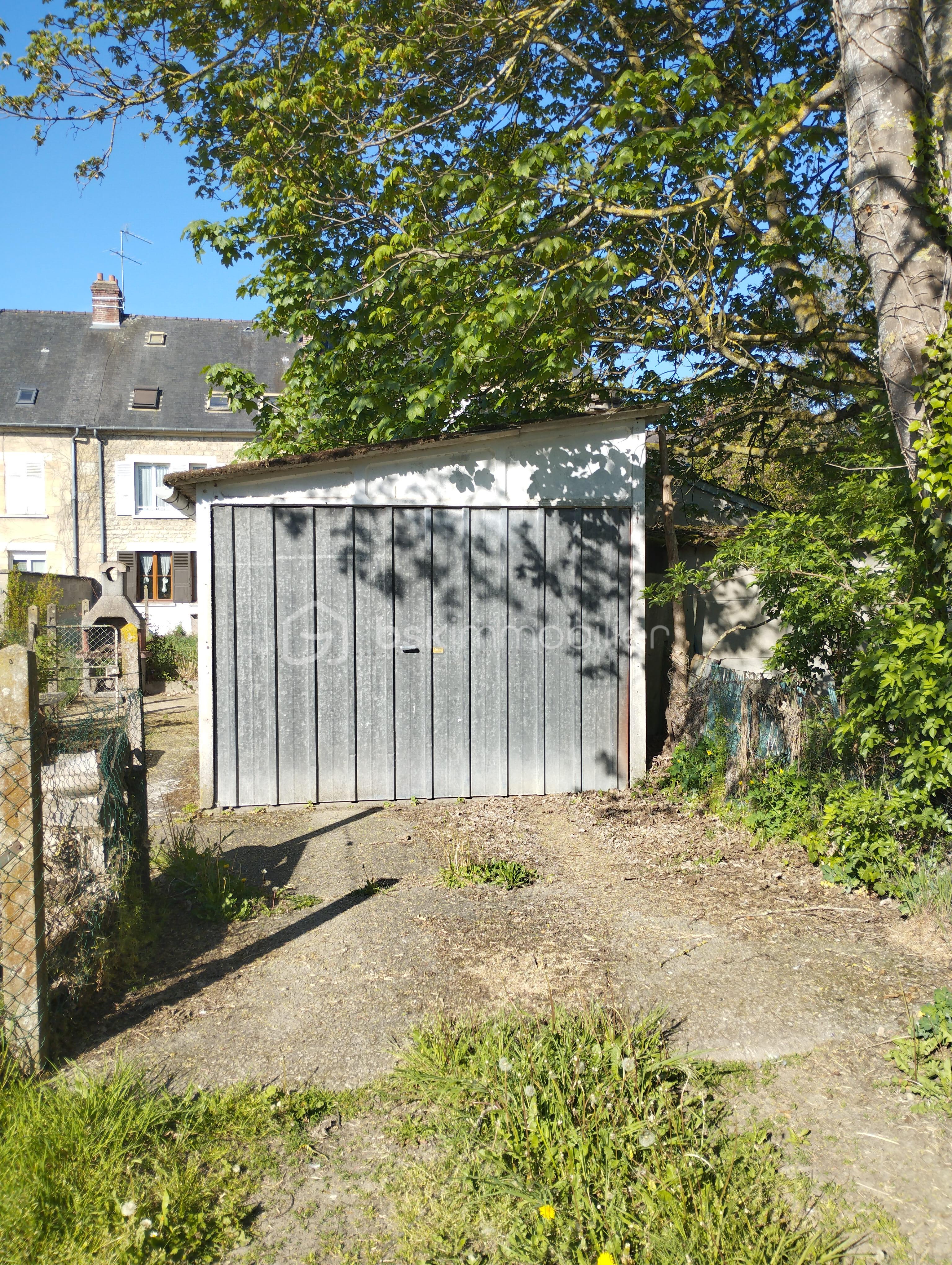 Photo éloignée garage.jpg