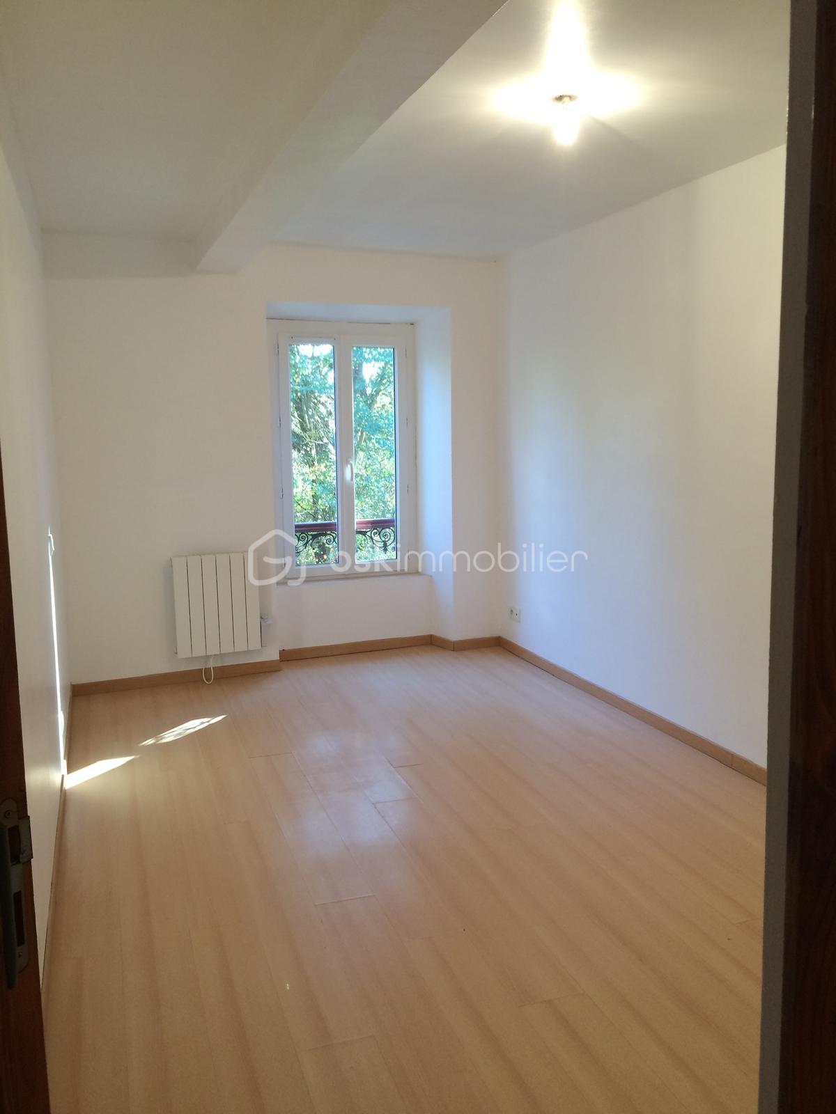 Maison de ville de 120 m² - WhatsApp Image 2025-07-15 à 20.44.39_a147ae58.jpg