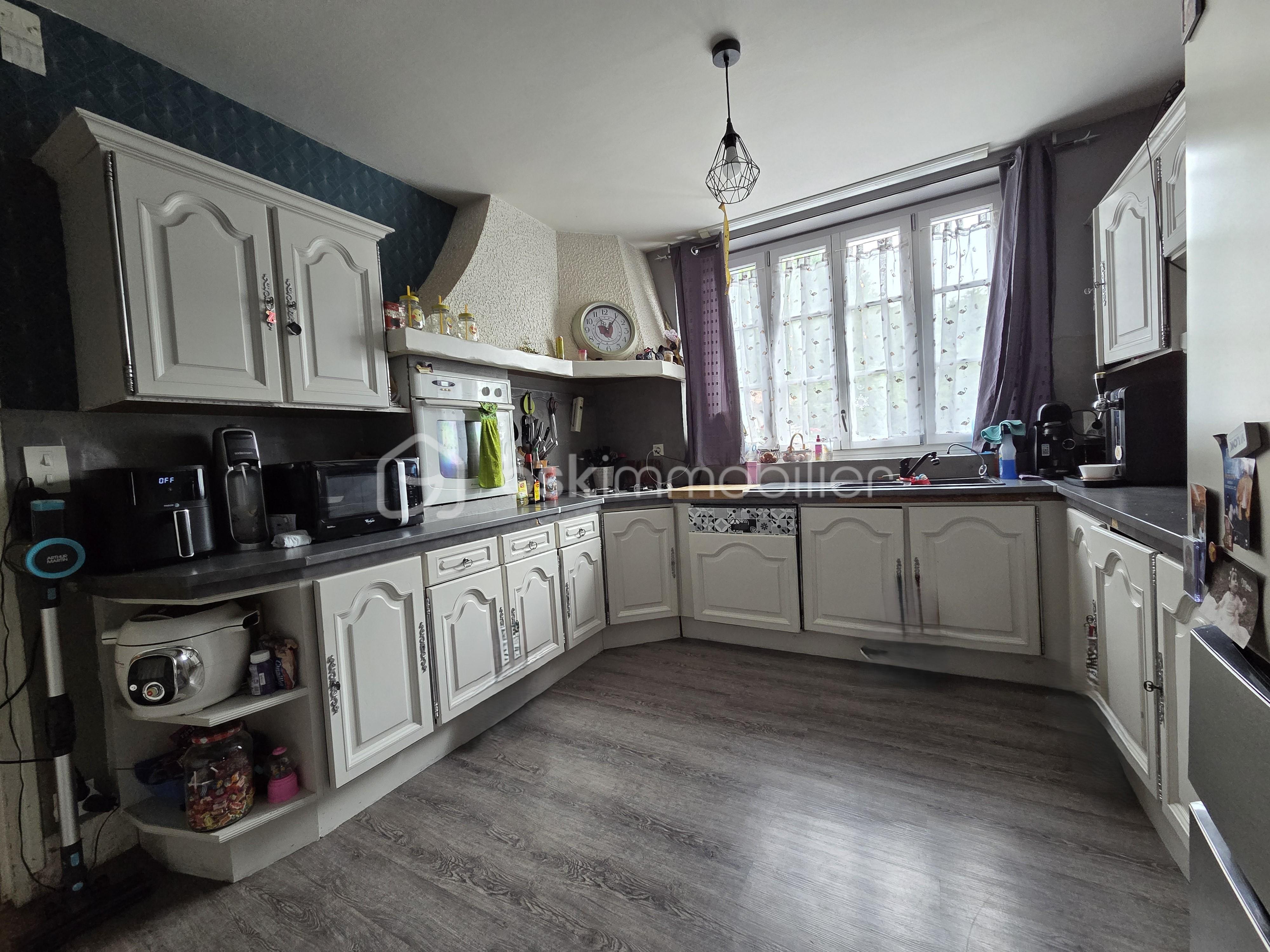 Maison ancienne de 234 m² - CUISINE.jpg