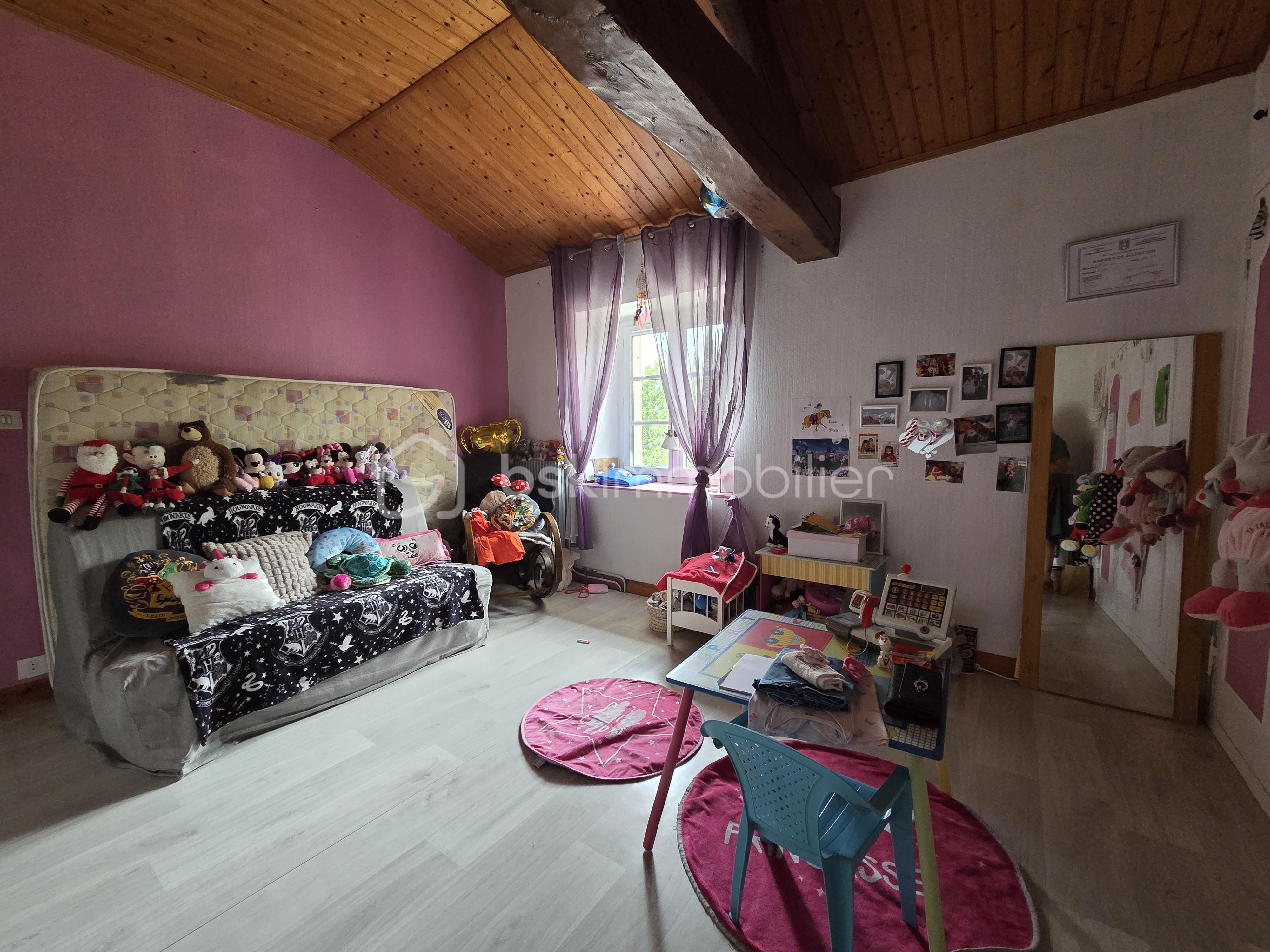 Maison ancienne de 234 m² - CHAMBRE 3.jpg