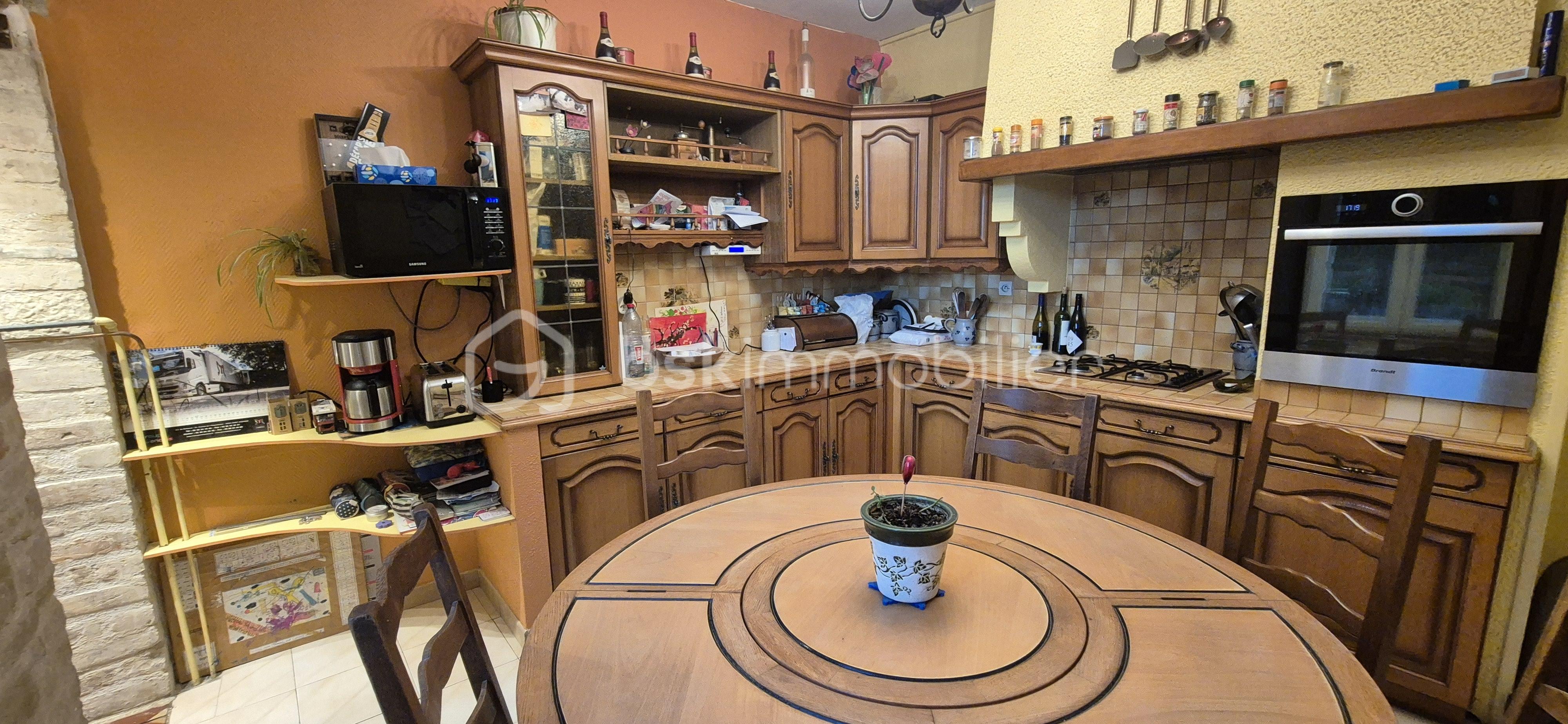 Maison ancienne de 162 m² - 20250601_171851.jpg
