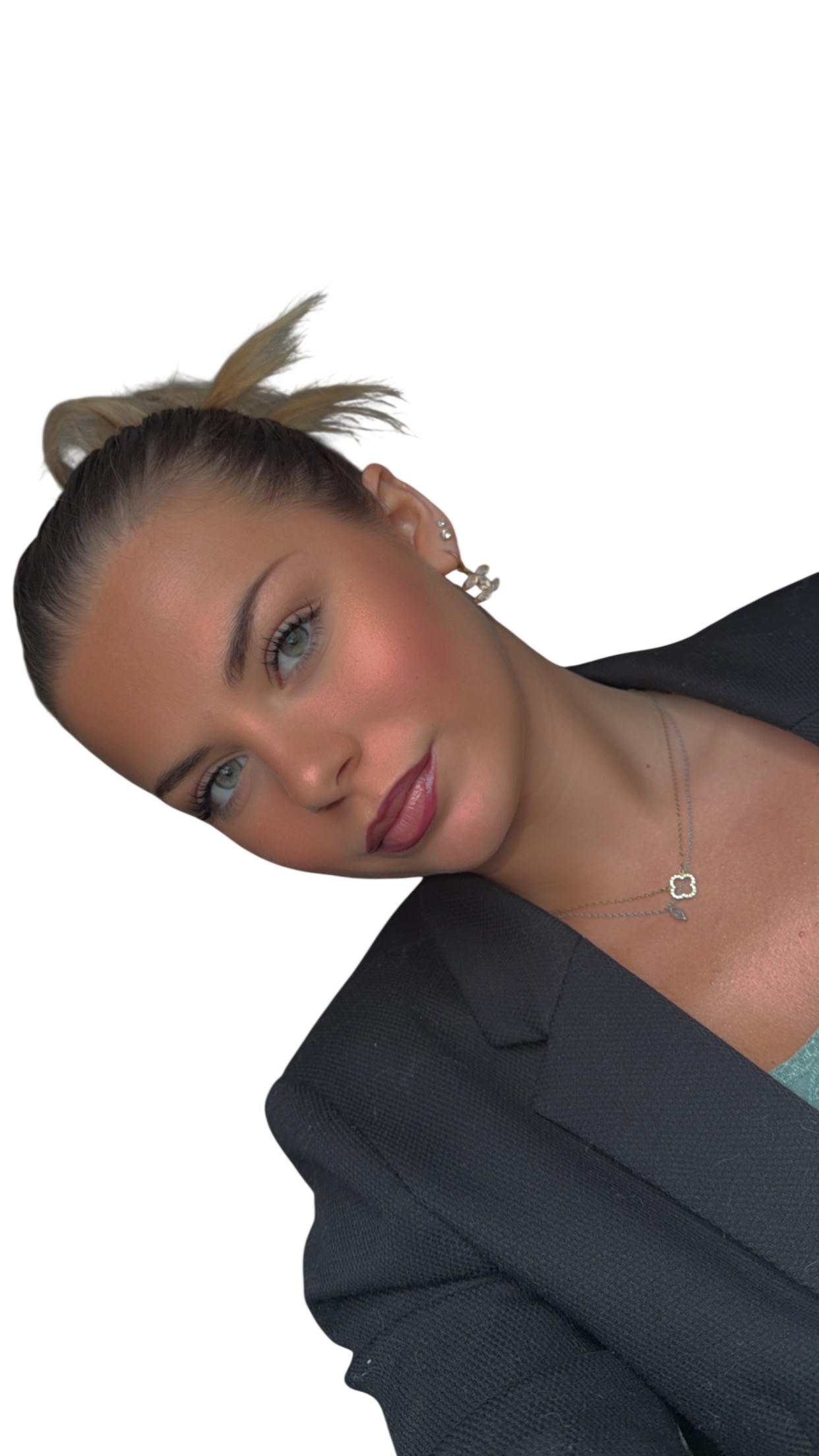CASSIE OLLIVIER